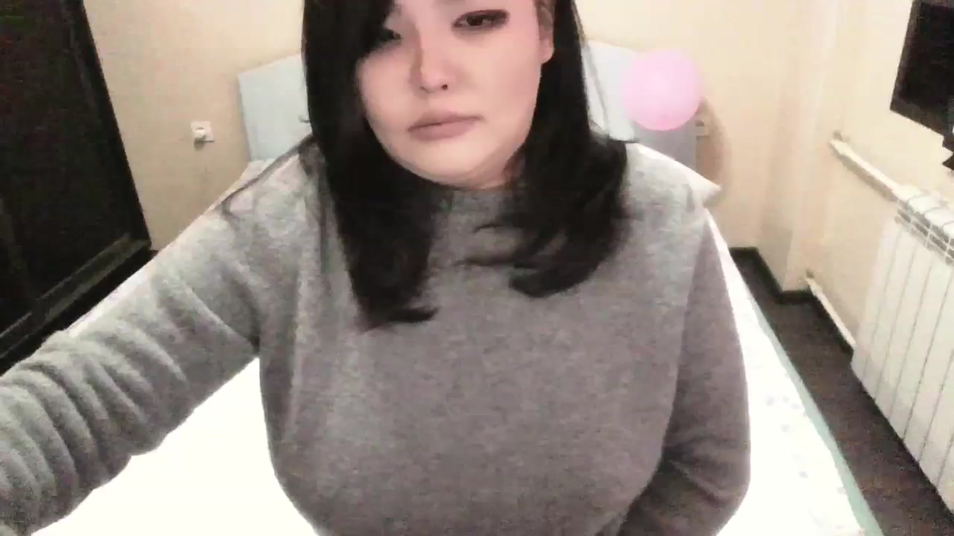 Gallery image thumbnail from AmaiSan's myfreecams stream on, 10/13/2023, 06:08 image 15 of 20
