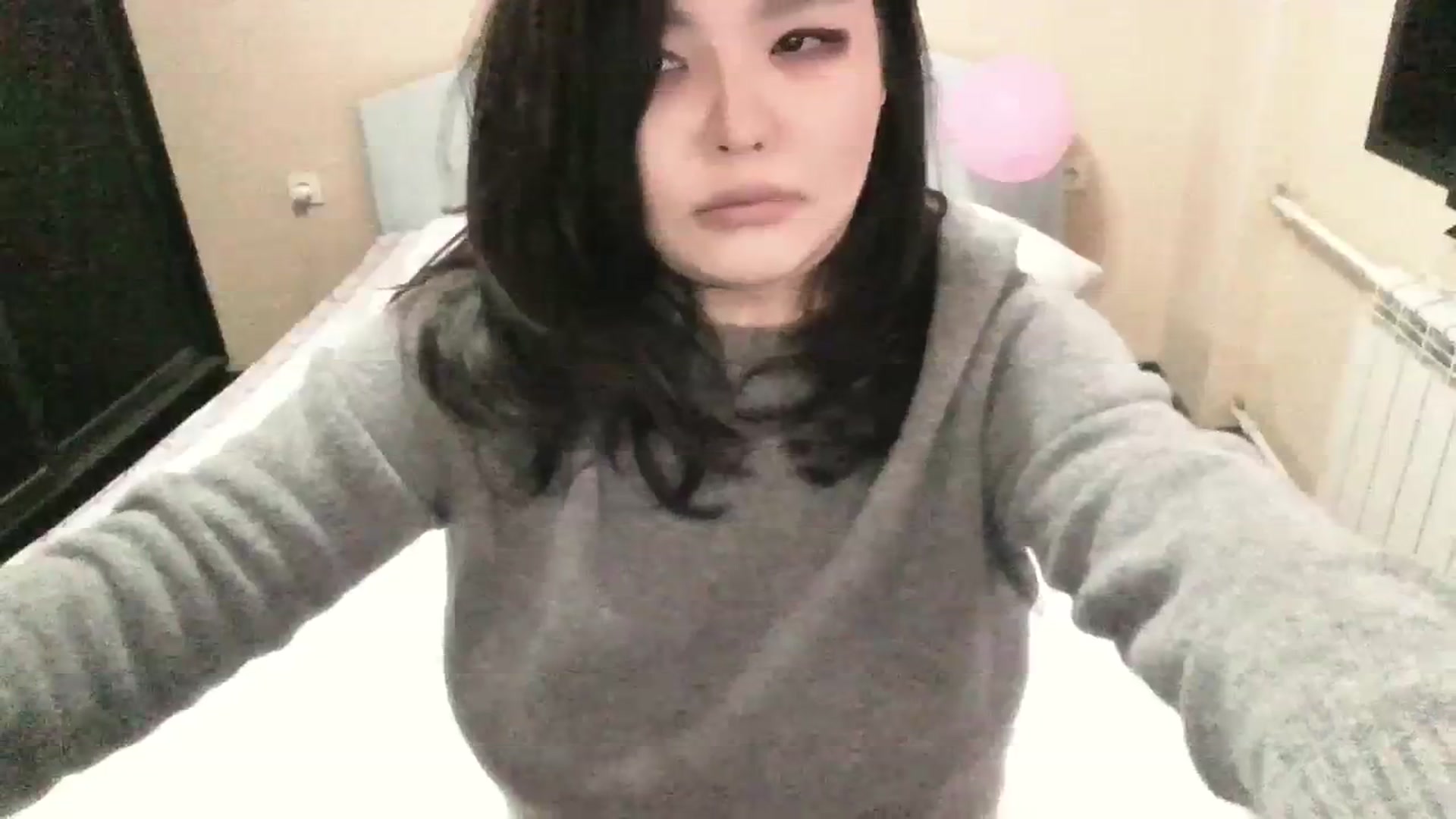 Gallery image thumbnail from AmaiSan's myfreecams stream on, 10/13/2023, 06:08 image 18 of 20