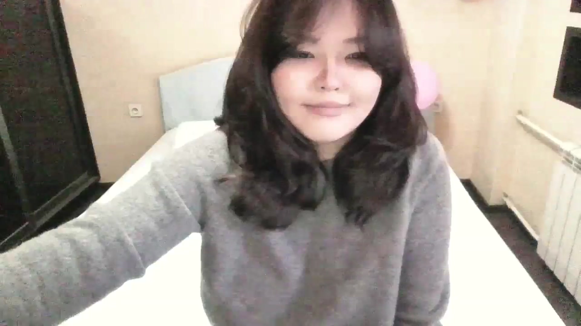Gallery image thumbnail from AmaiSan's myfreecams stream on, 10/15/2023, 07:16 image 5 of 20
