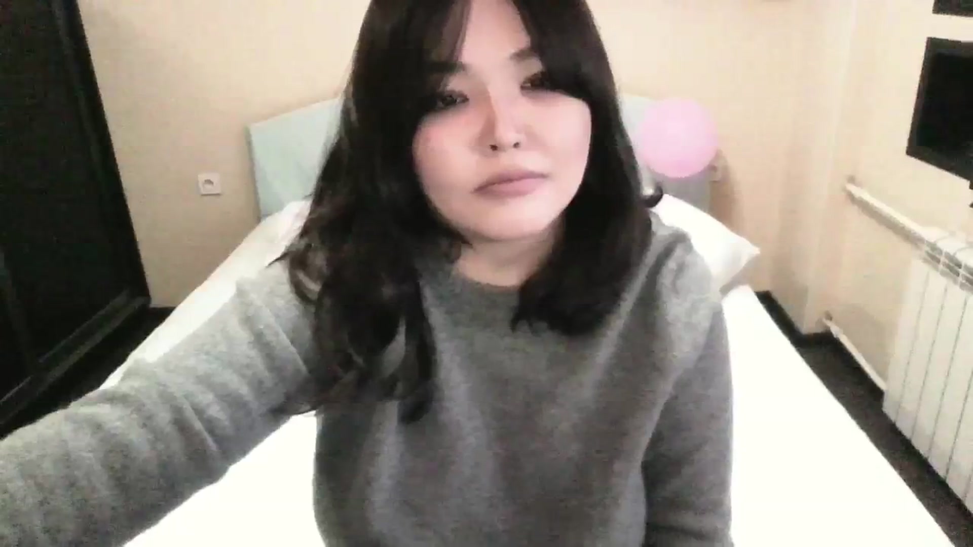 Gallery image thumbnail from AmaiSan's myfreecams stream on, 10/15/2023, 08:08 image 19 of 20