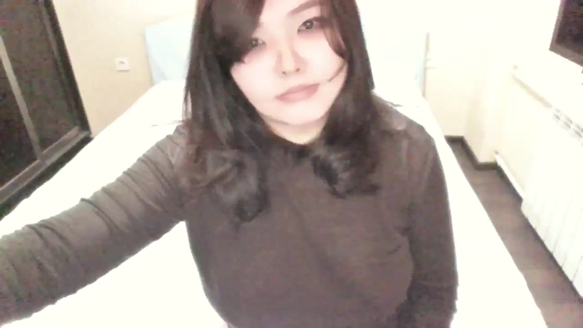 Gallery image thumbnail from AmaiSan's myfreecams stream on, 10/21/2023, 16:52 image 9 of 20