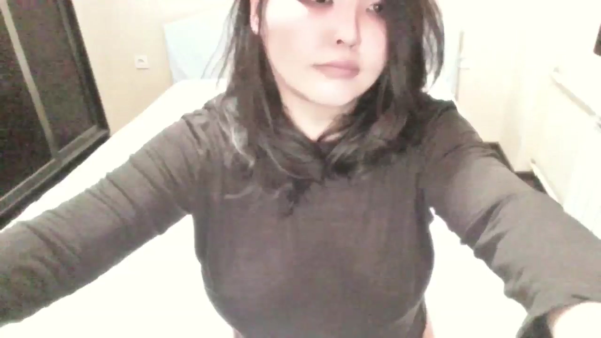 Gallery image thumbnail from AmaiSan's myfreecams stream on, 10/21/2023, 16:52 image 19 of 20