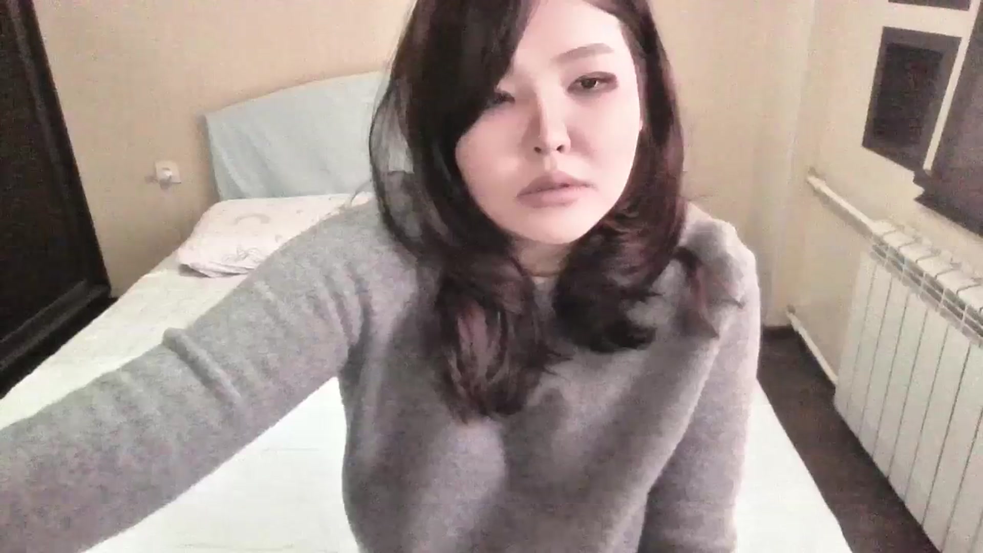 Gallery image thumbnail from AmaiSan's myfreecams stream on, 10/22/2023, 05:42 image 11 of 20