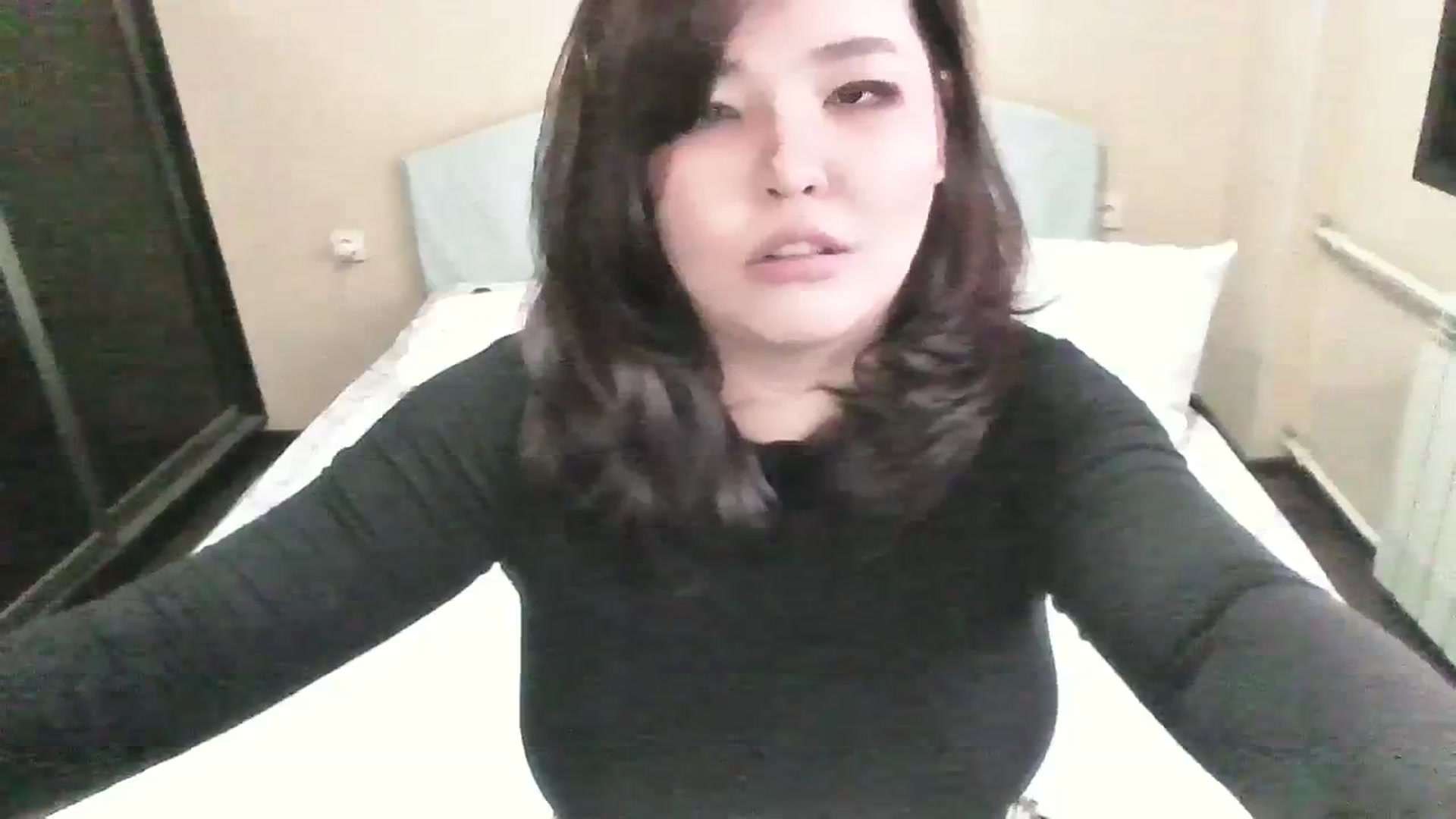 Gallery image thumbnail from AmaiSan's myfreecams stream on, 10/25/2023, 06:19 image 2 of 20