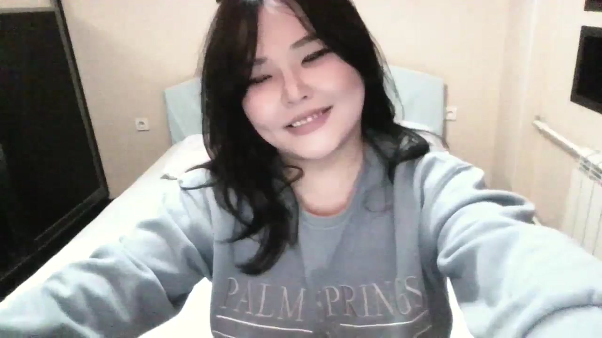 Gallery image thumbnail from AmaiSan's myfreecams stream on, 10/28/2023, 20:42 image 10 of 20