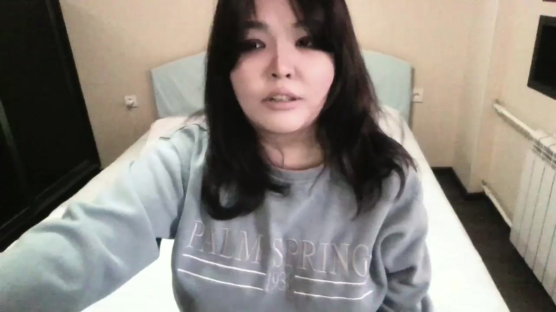 Gallery image thumbnail from AmaiSan's myfreecams stream on, 10/29/2023, 07:25 image 6 of 20