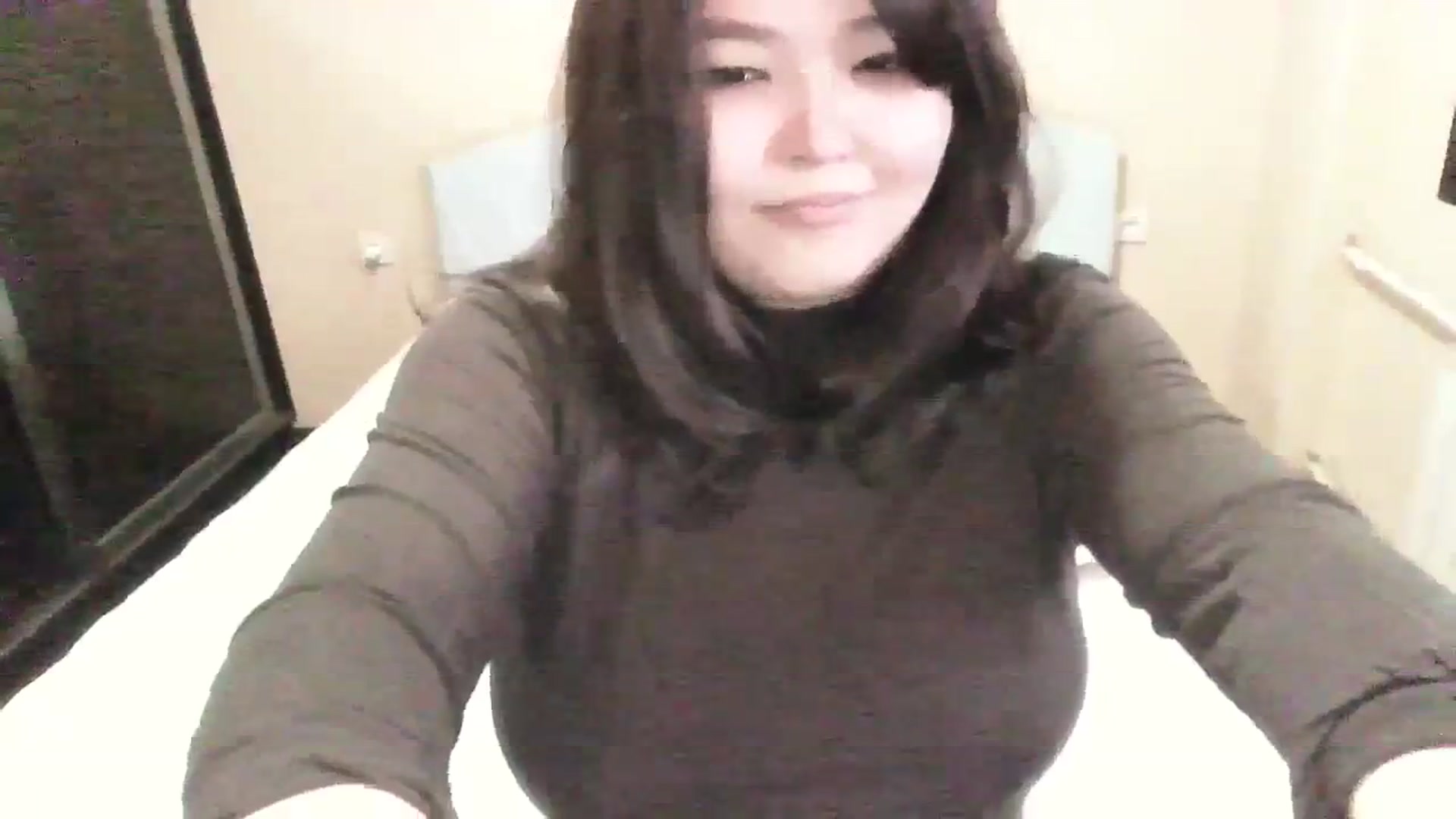 Gallery image thumbnail from AmaiSan's myfreecams stream on, 10/29/2023, 07:25 image 17 of 20