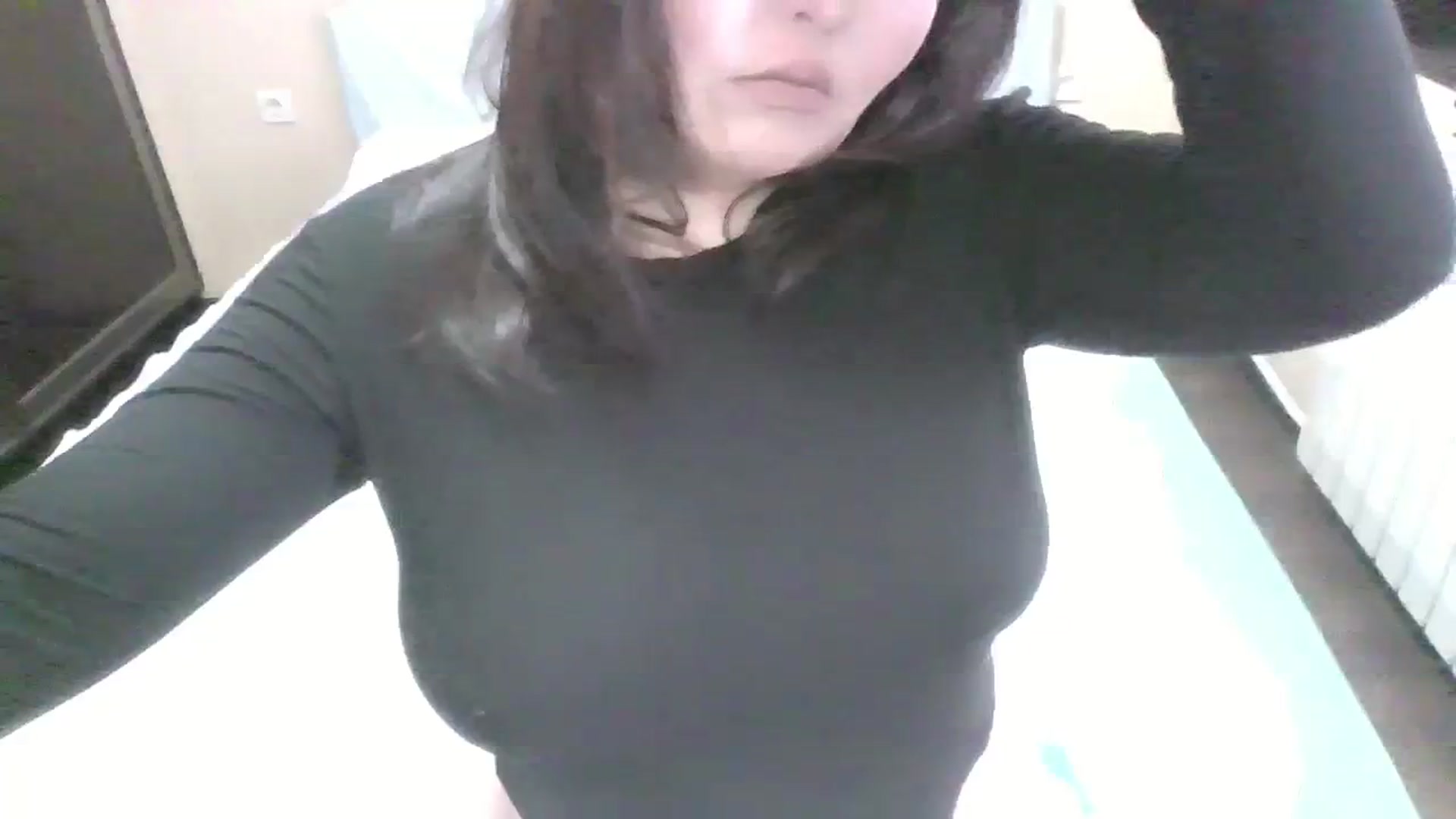 Gallery image thumbnail from AmaiSan's myfreecams stream on, 11/01/2023, 06:28 image 16 of 20