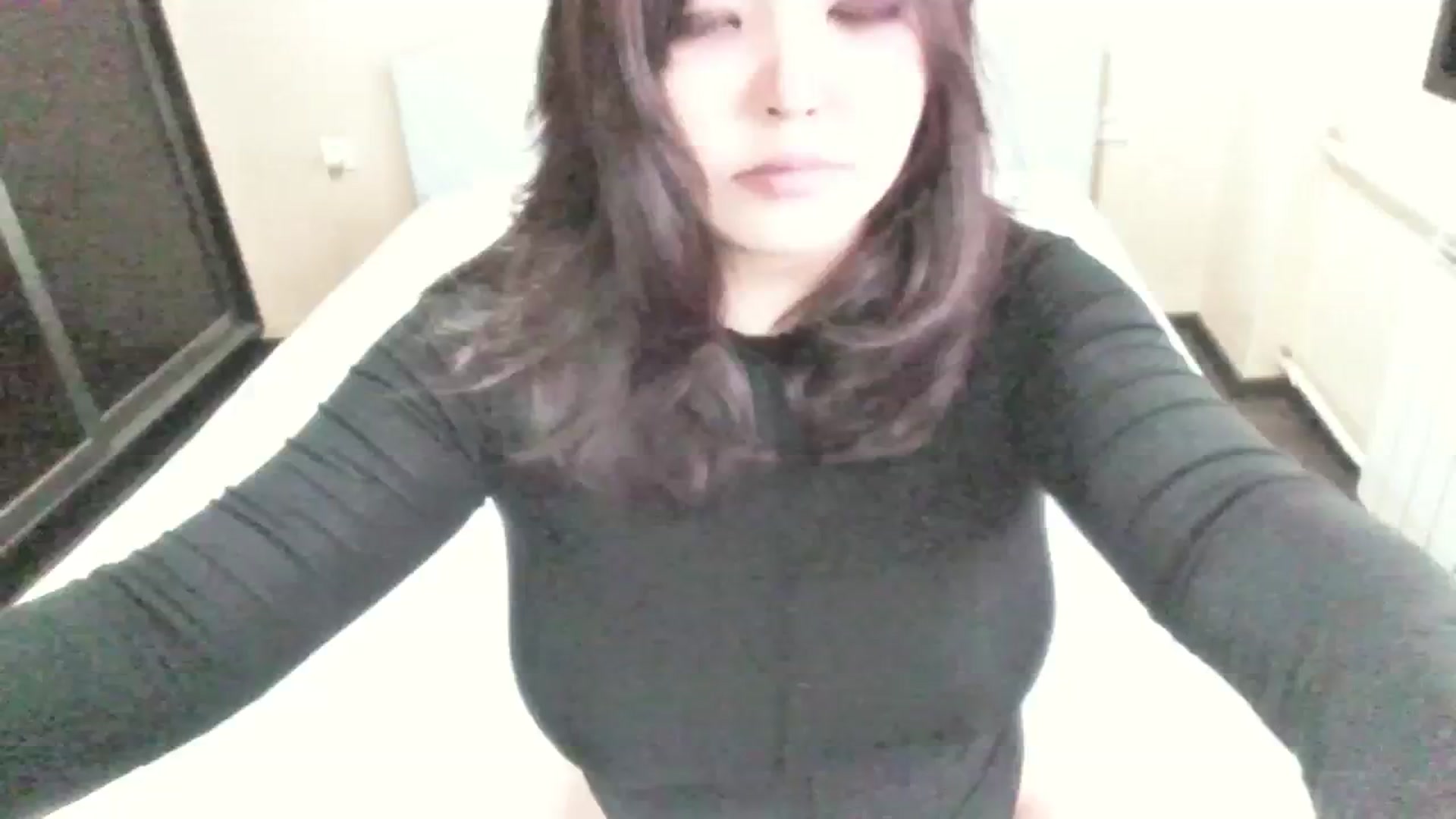Gallery image thumbnail from AmaiSan's myfreecams stream on, 11/03/2023, 07:00 image 9 of 20