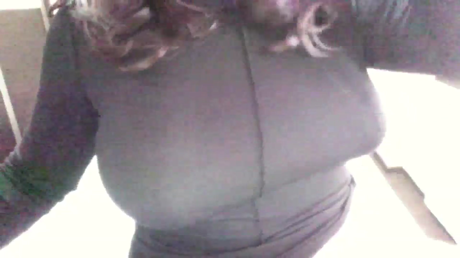 Gallery image thumbnail from AmaiSan's myfreecams stream on, 11/03/2023, 07:00 image 2 of 20