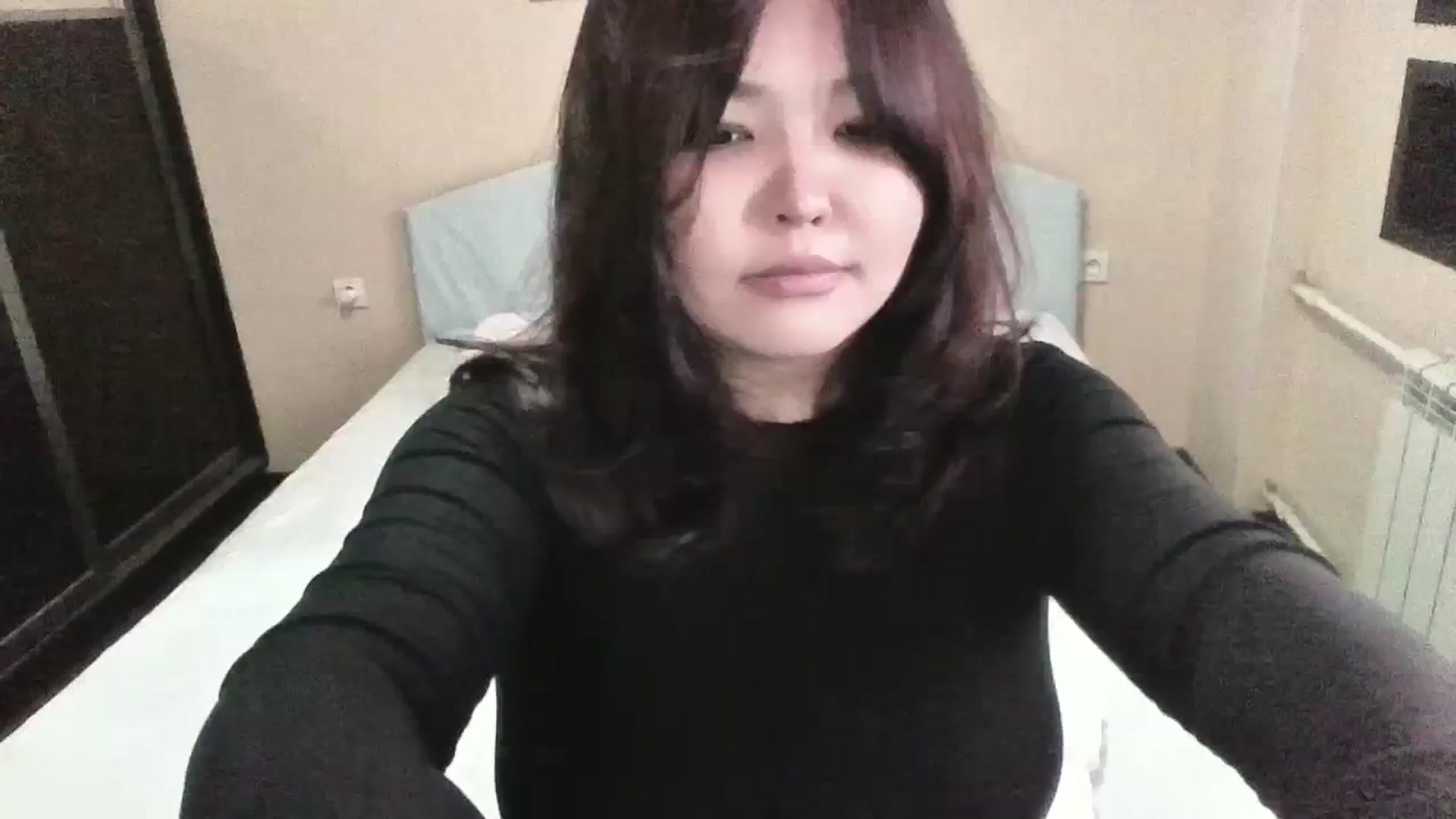Gallery image thumbnail from AmaiSan's myfreecams stream on, 11/03/2023, 07:00 image 1 of 20