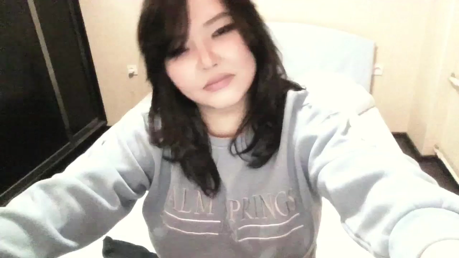 Gallery image thumbnail from AmaiSan's myfreecams stream on, 11/04/2023, 13:25 image 13 of 20