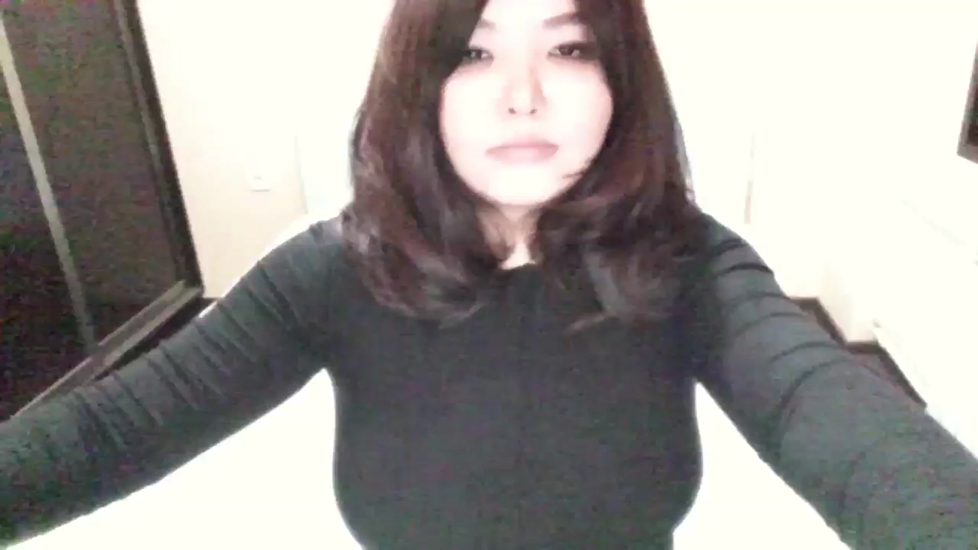 Gallery image thumbnail from AmaiSan's myfreecams stream on, 11/08/2023, 19:40 image 3 of 20