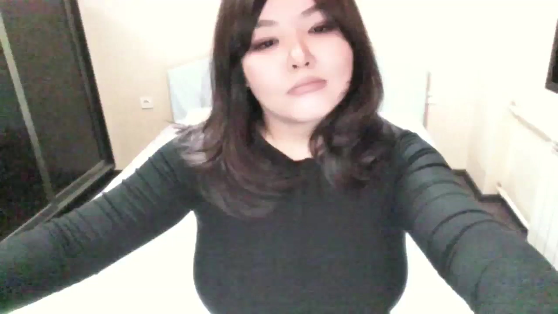 Gallery image thumbnail from AmaiSan's myfreecams stream on, 11/08/2023, 19:40 image 5 of 20