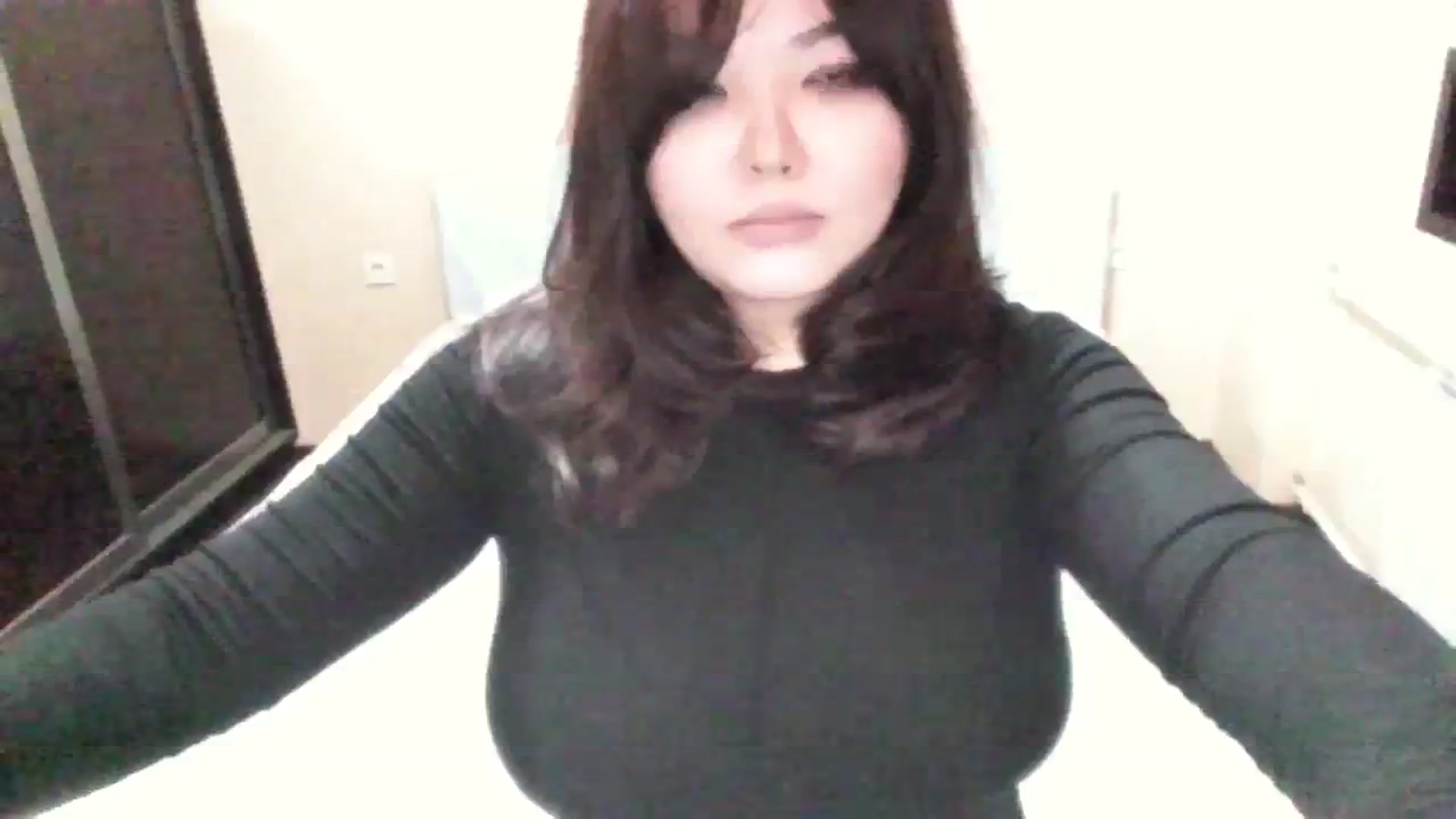 Gallery image thumbnail from AmaiSan's myfreecams stream on, 11/08/2023, 19:40 image 15 of 20