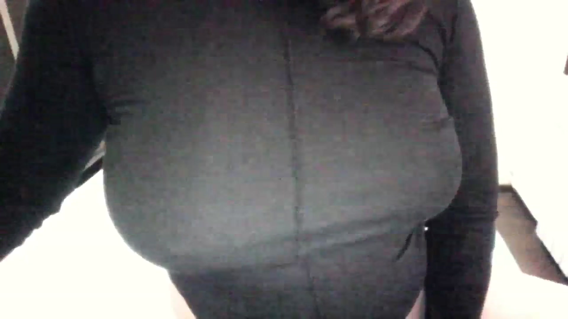 Gallery image thumbnail from AmaiSan's myfreecams stream on, 11/09/2023, 07:04 image 4 of 20