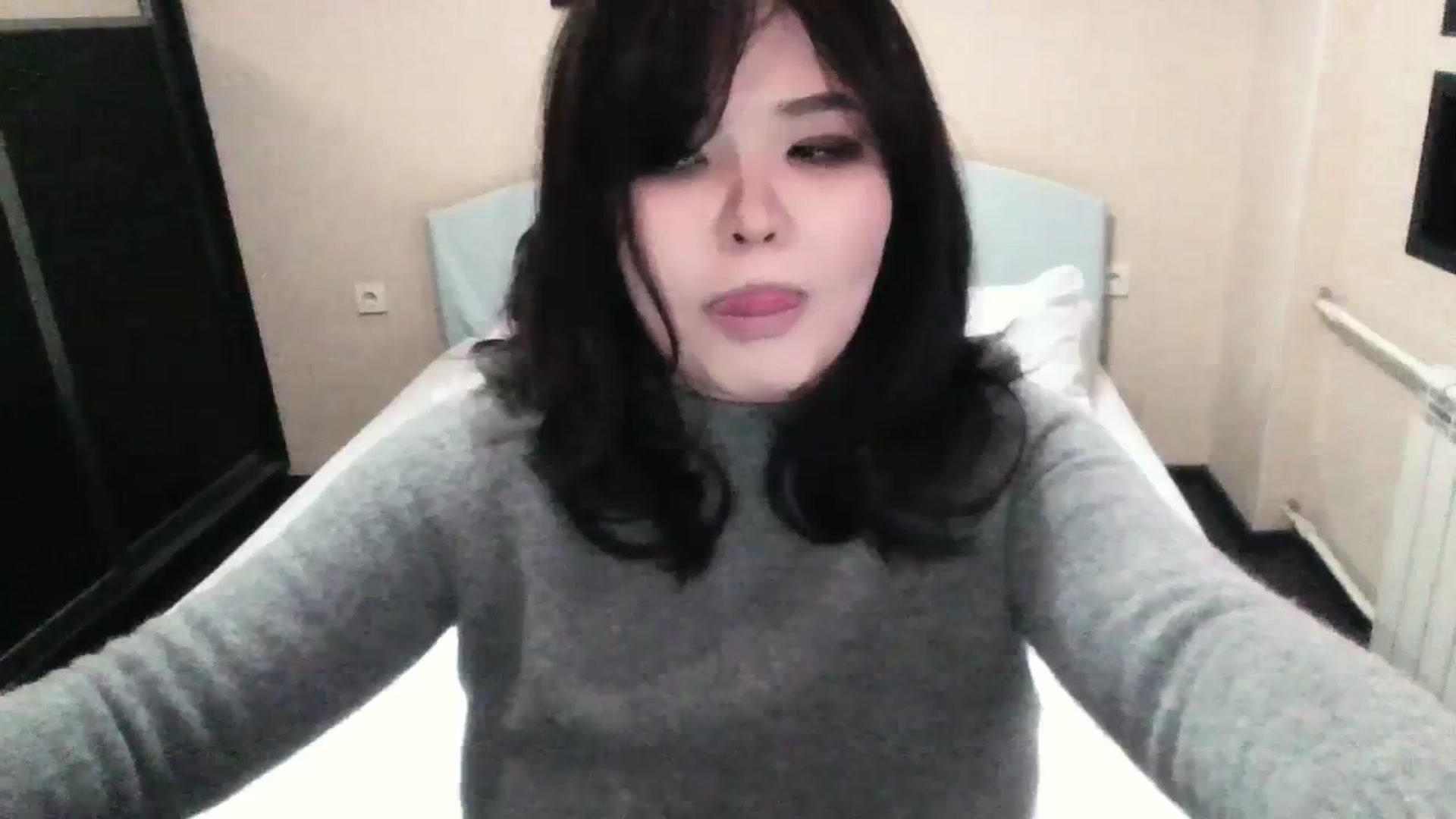 Gallery image thumbnail from AmaiSan's myfreecams stream on, 11/12/2023, 09:29 image 7 of 20