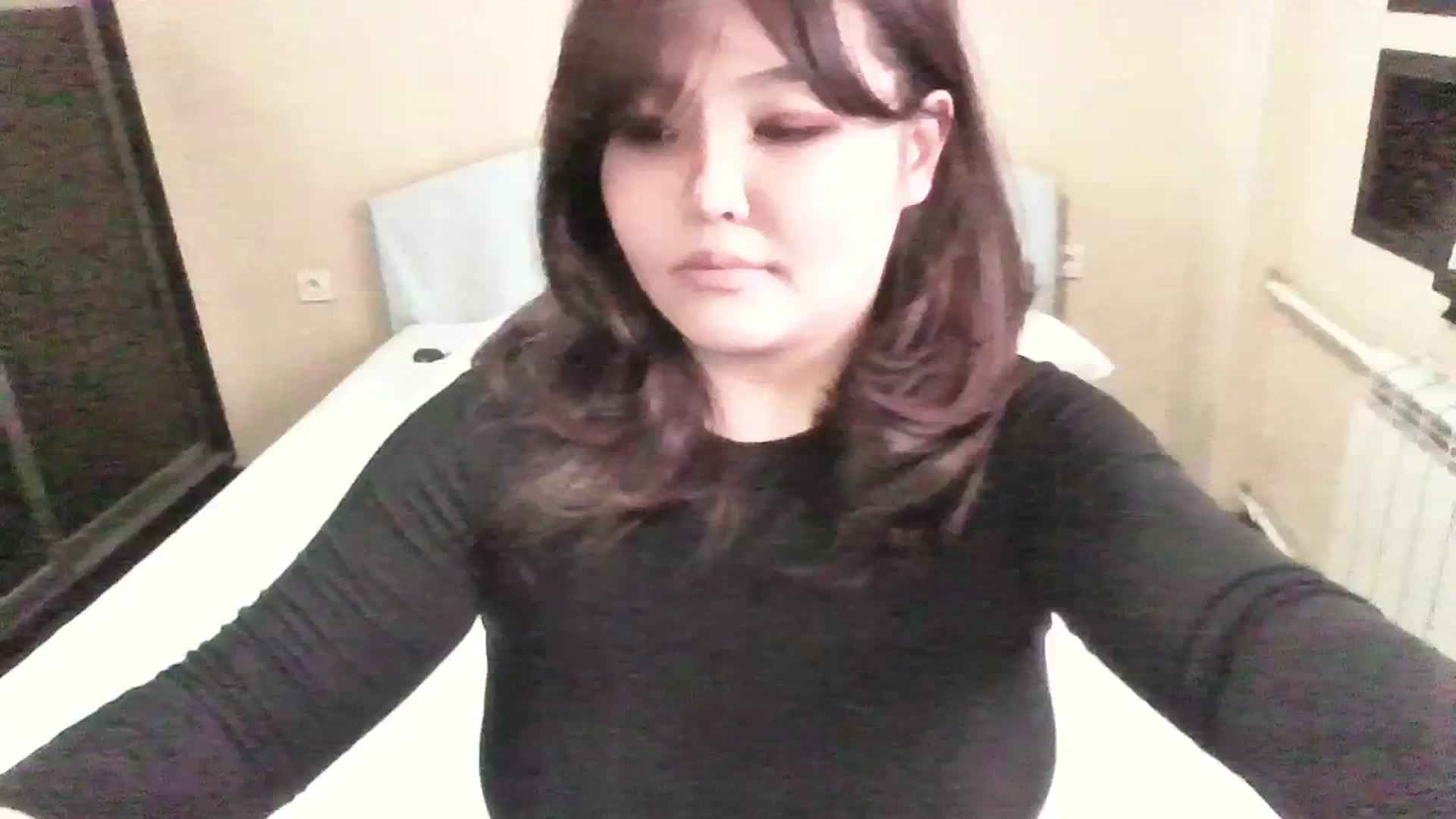 Gallery image thumbnail from AmaiSan's myfreecams stream on, 11/13/2023, 05:55 image 1 of 20