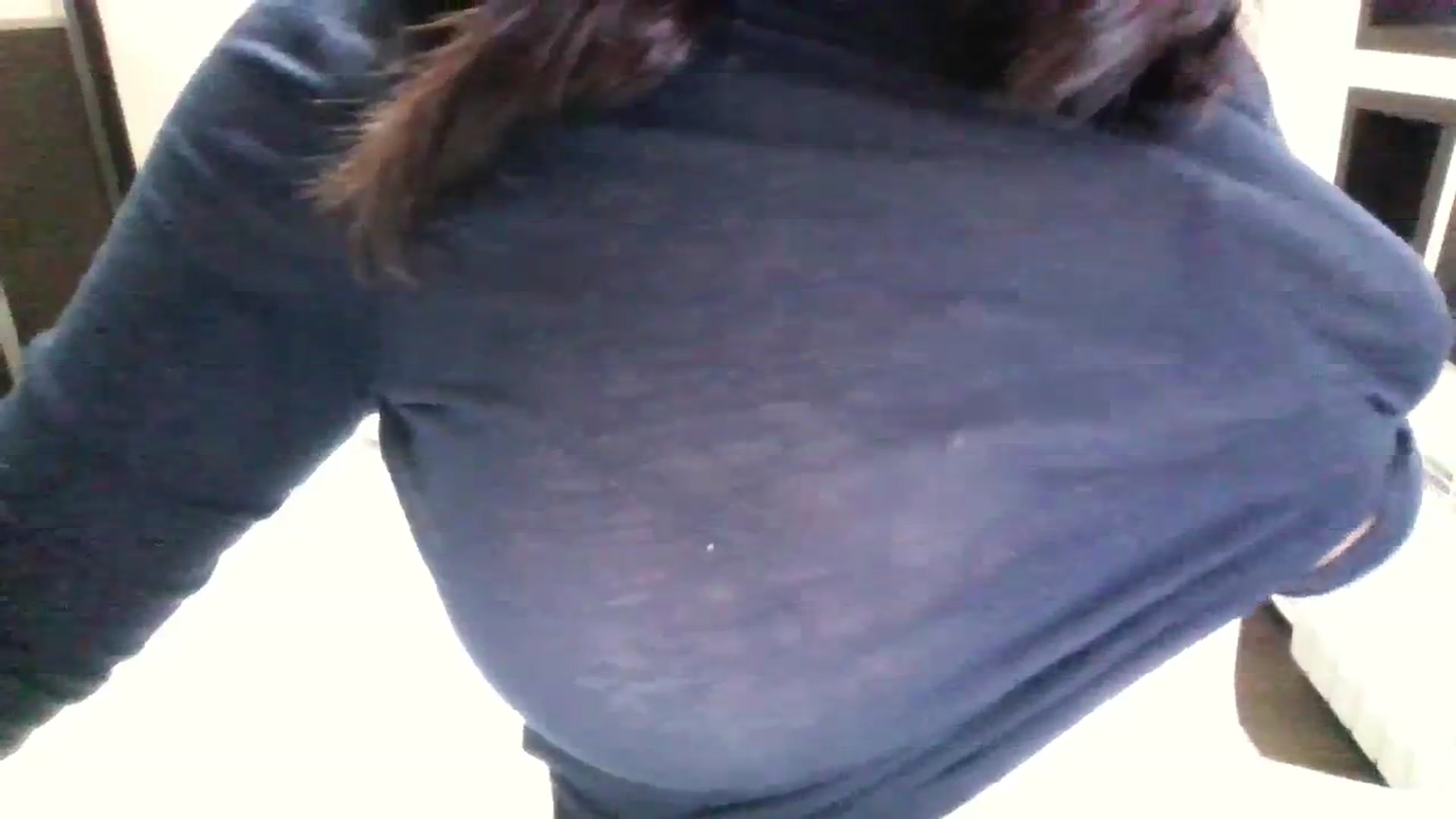 Gallery image thumbnail from AmaiSan's myfreecams stream on, 11/16/2023, 07:25 image 6 of 20