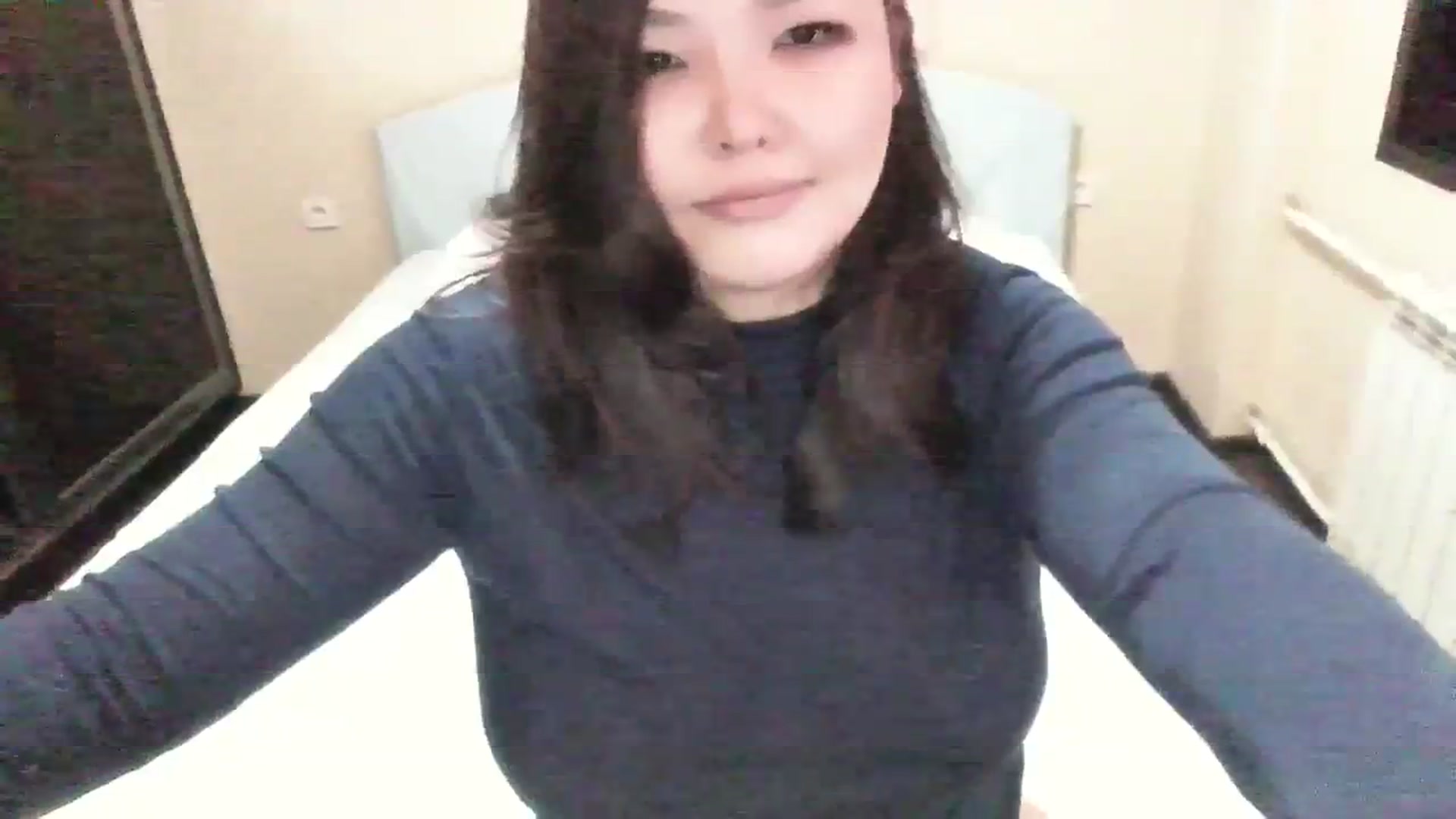 Gallery image thumbnail from AmaiSan's myfreecams stream on, 11/19/2023, 07:56 image 8 of 20