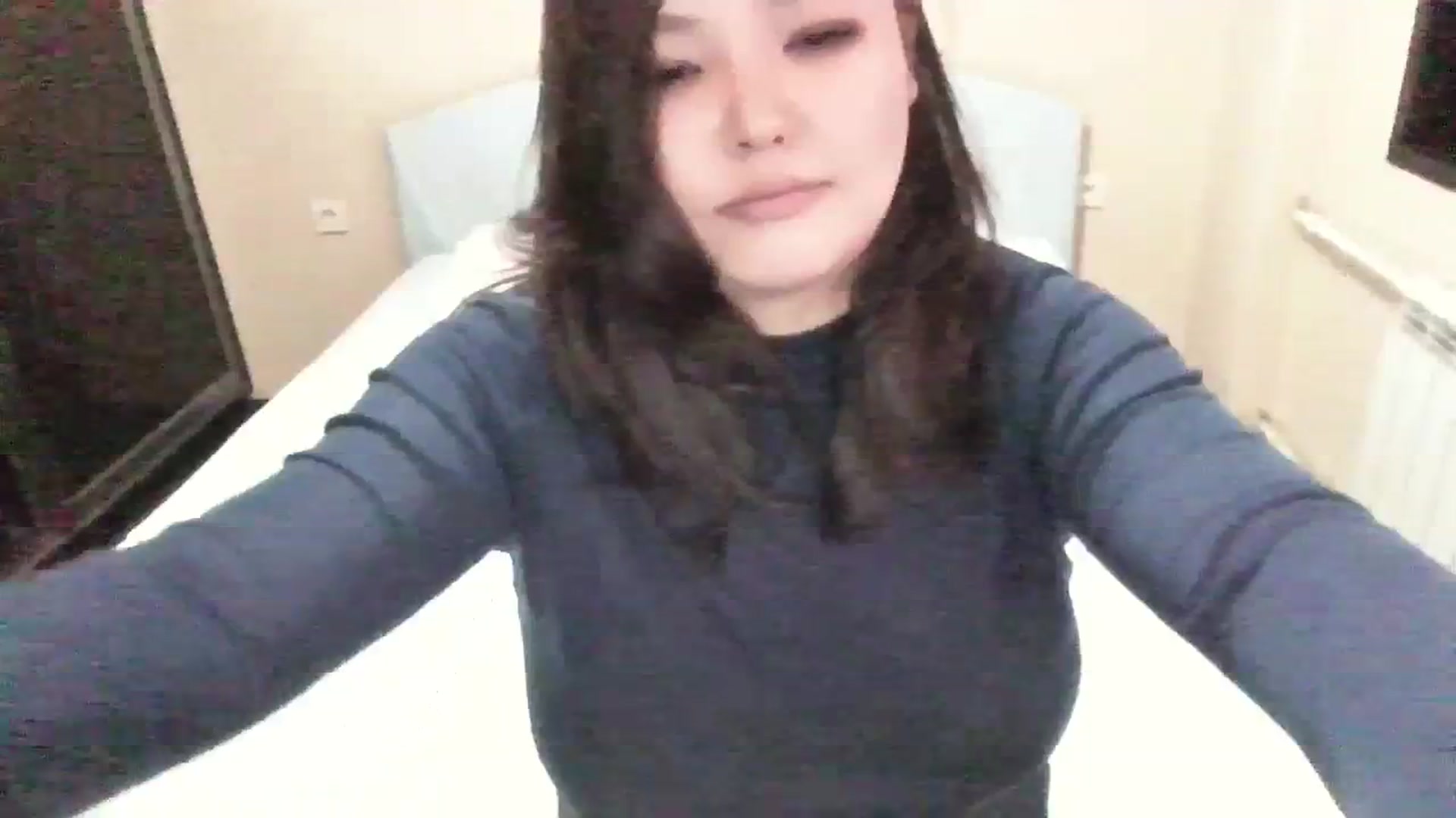 Gallery image thumbnail from AmaiSan's myfreecams stream on, 11/19/2023, 07:56 image 13 of 20