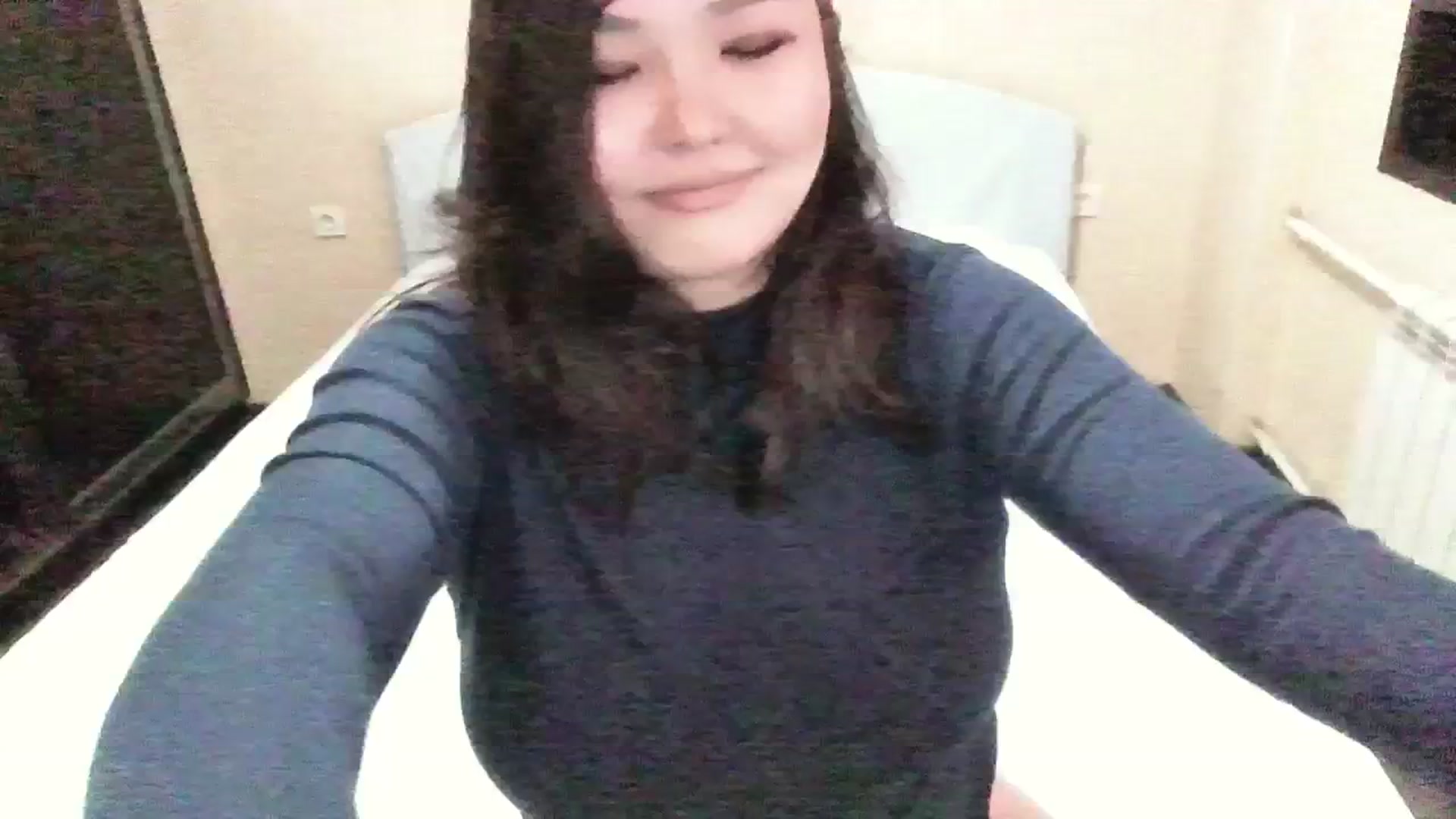 Gallery image thumbnail from AmaiSan's myfreecams stream on, 11/19/2023, 07:56 image 5 of 20