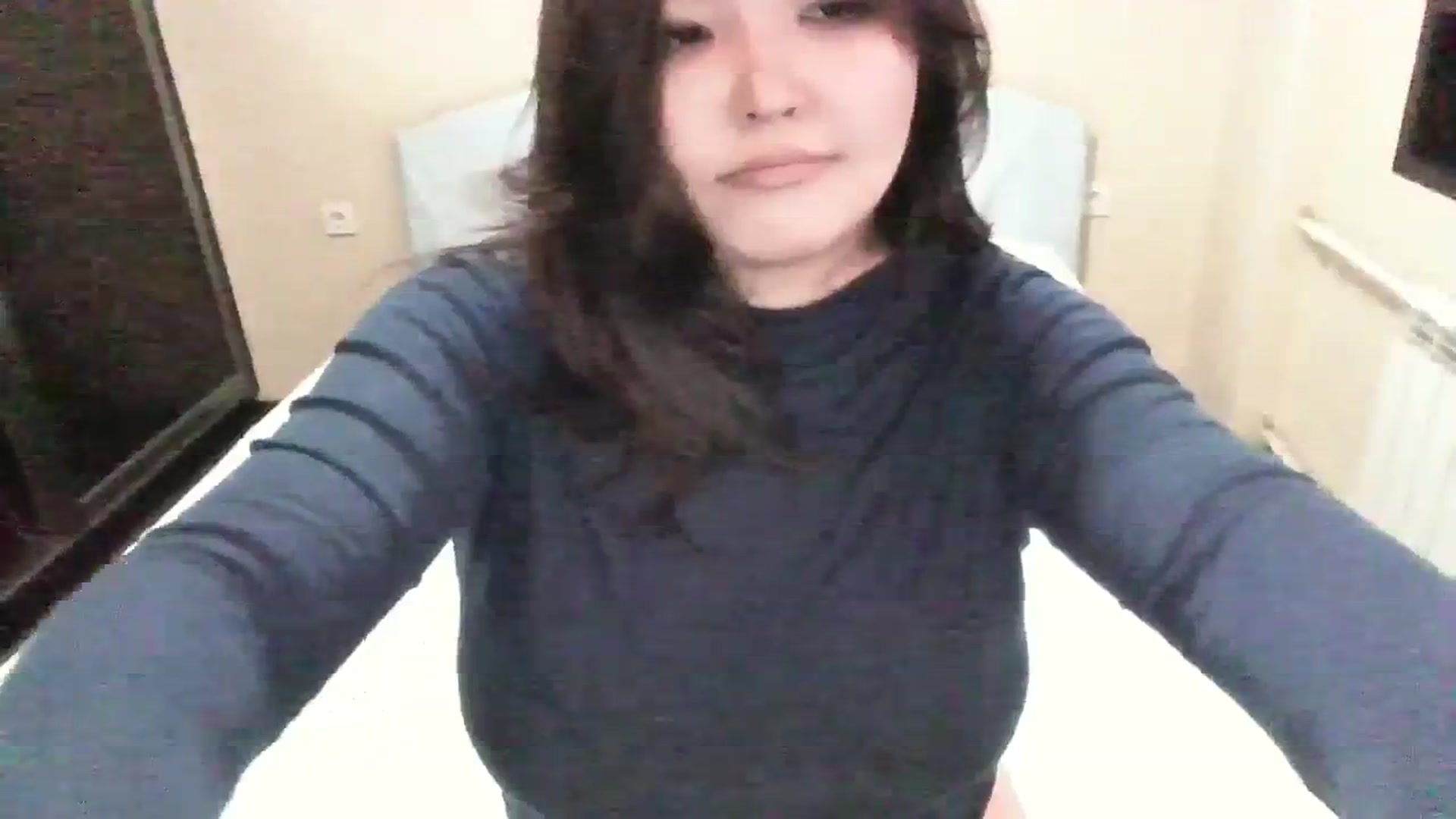 Gallery image thumbnail from AmaiSan's myfreecams stream on, 11/19/2023, 07:56 image 3 of 20