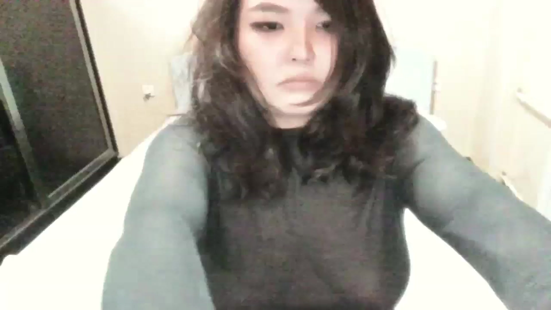 Gallery image thumbnail from AmaiSan's myfreecams stream on, 11/23/2023, 17:36 image 13 of 20