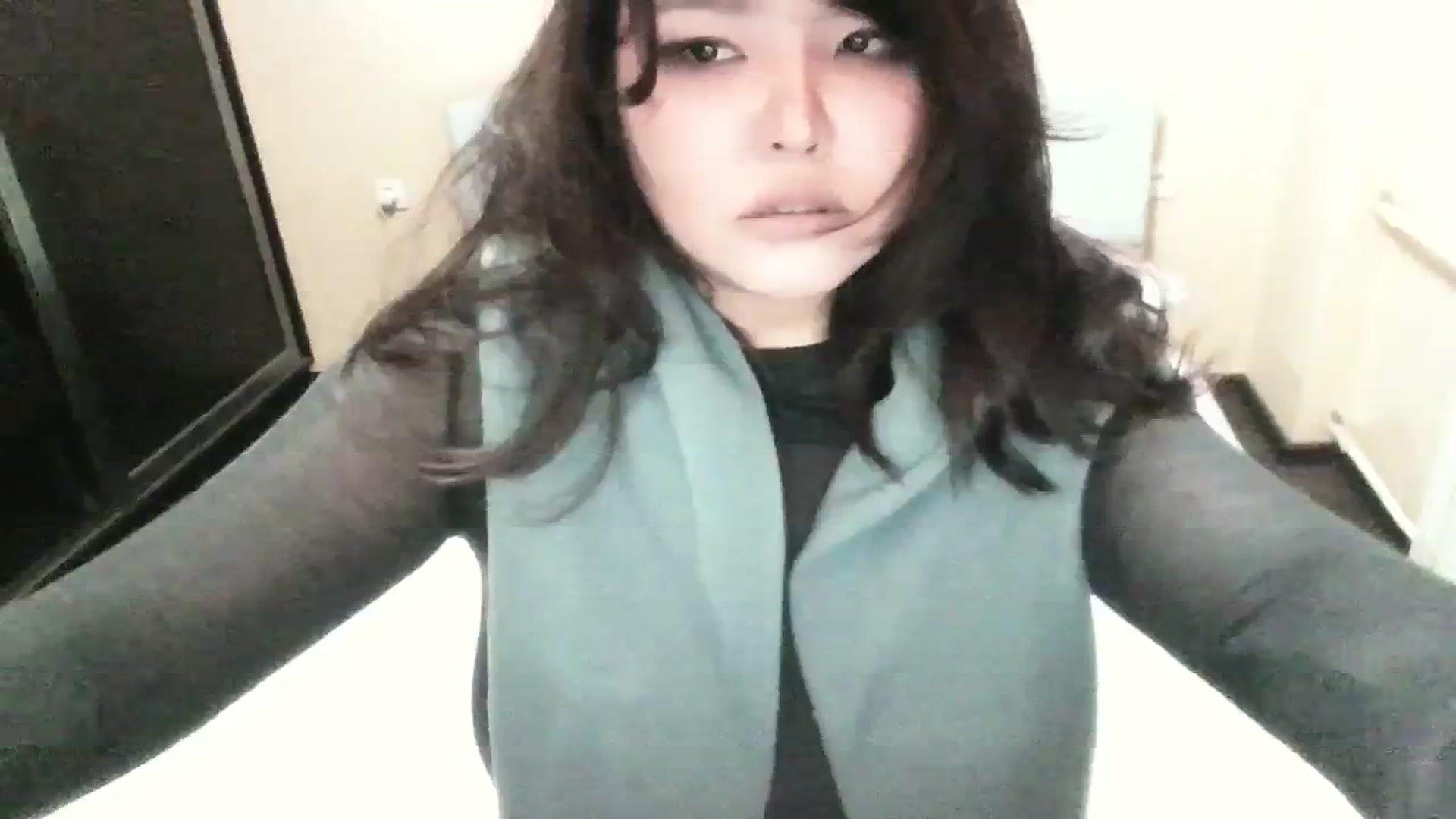Gallery image thumbnail from AmaiSan's myfreecams stream on, 11/23/2023, 17:36 image 16 of 20