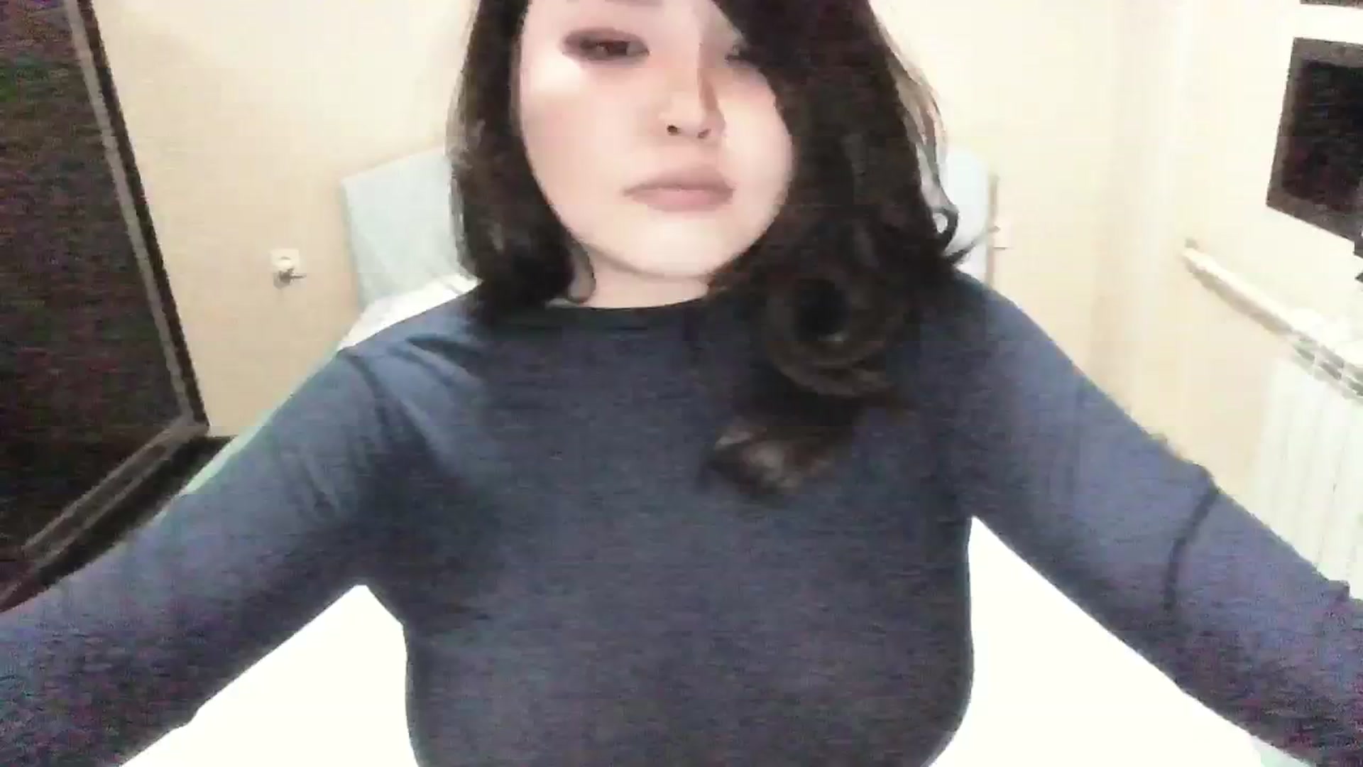 Gallery image thumbnail from AmaiSan's myfreecams stream on, 11/23/2023, 20:15 image 1 of 20