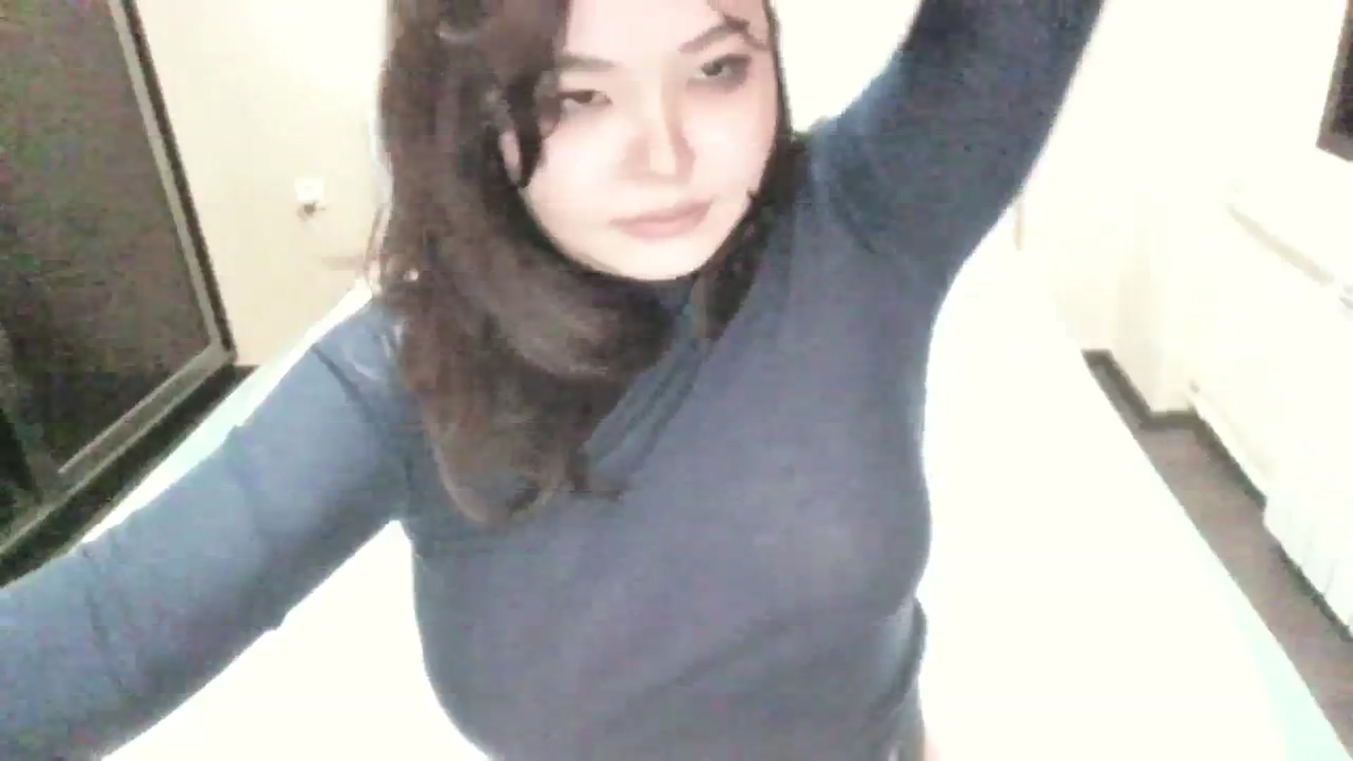 Gallery image thumbnail from AmaiSan's myfreecams stream on, 11/23/2023, 20:15 image 5 of 20