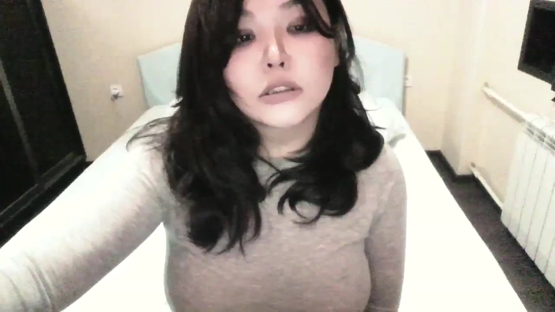 Gallery image thumbnail from AmaiSan's myfreecams stream on, 11/26/2023, 16:21 image 2 of 20