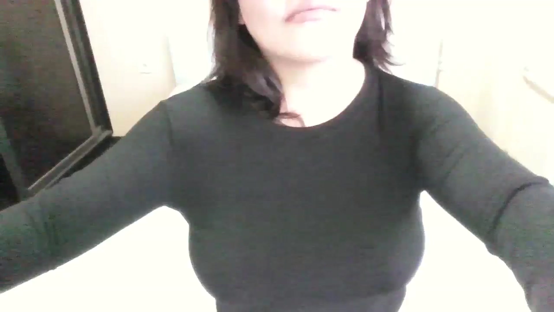 Gallery image thumbnail from AmaiSan's myfreecams stream on, 11/29/2023, 07:20 image 9 of 20