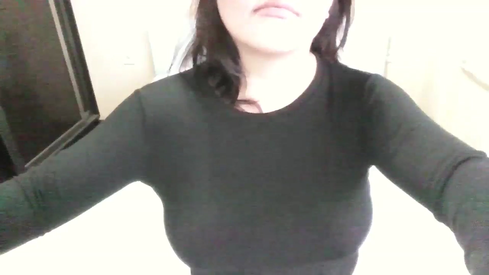 Gallery image thumbnail from AmaiSan's myfreecams stream on, 11/29/2023, 07:20 image 7 of 20