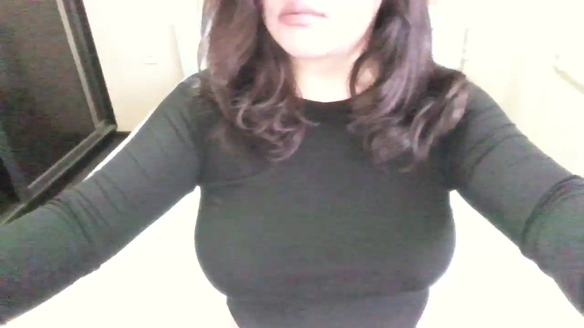 Gallery image thumbnail from AmaiSan's myfreecams stream on, 11/29/2023, 07:20 image 19 of 20