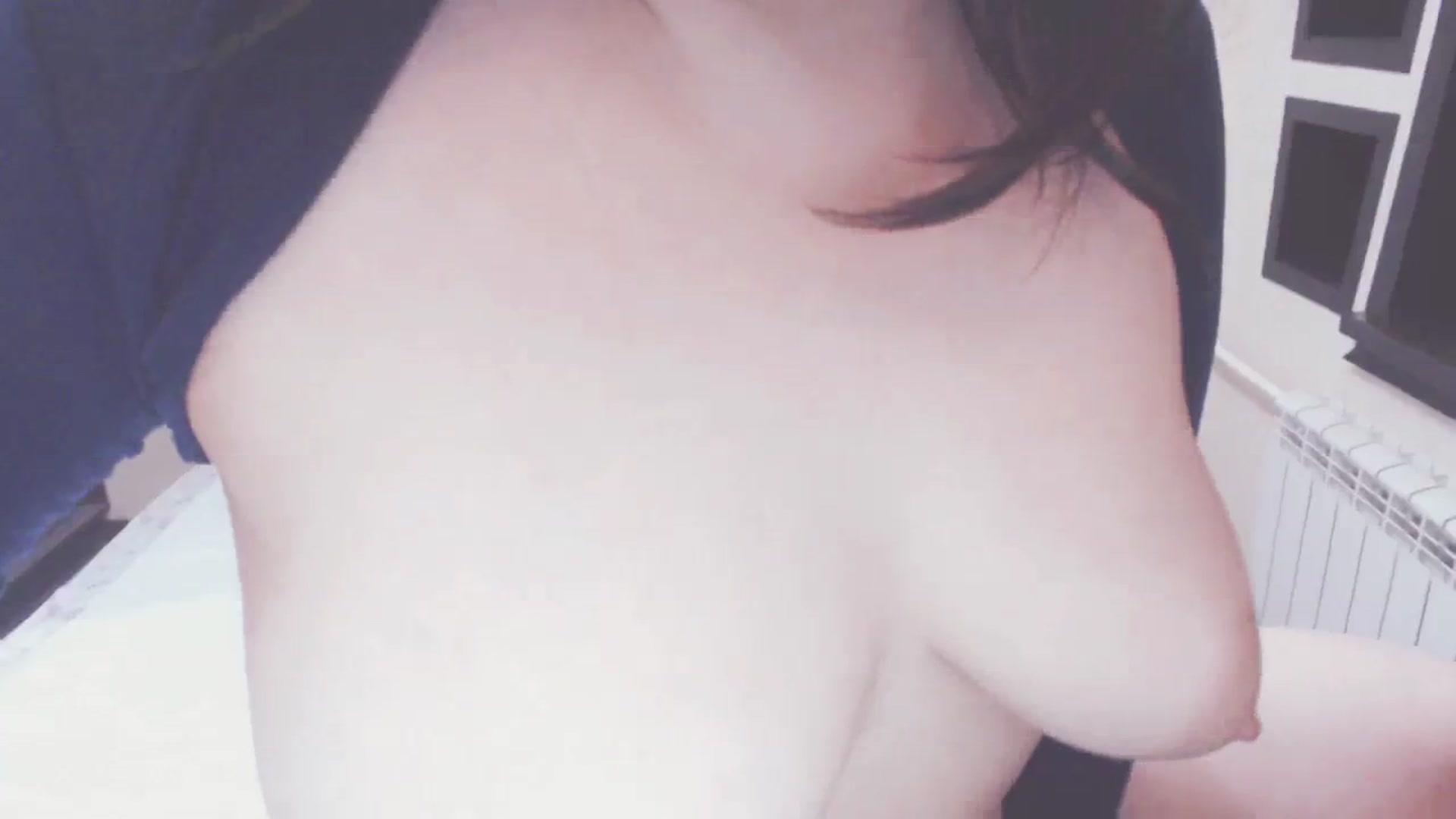 Gallery image thumbnail from AmaiSan's myfreecams stream on, 11/30/2023, 17:14 image 15 of 20