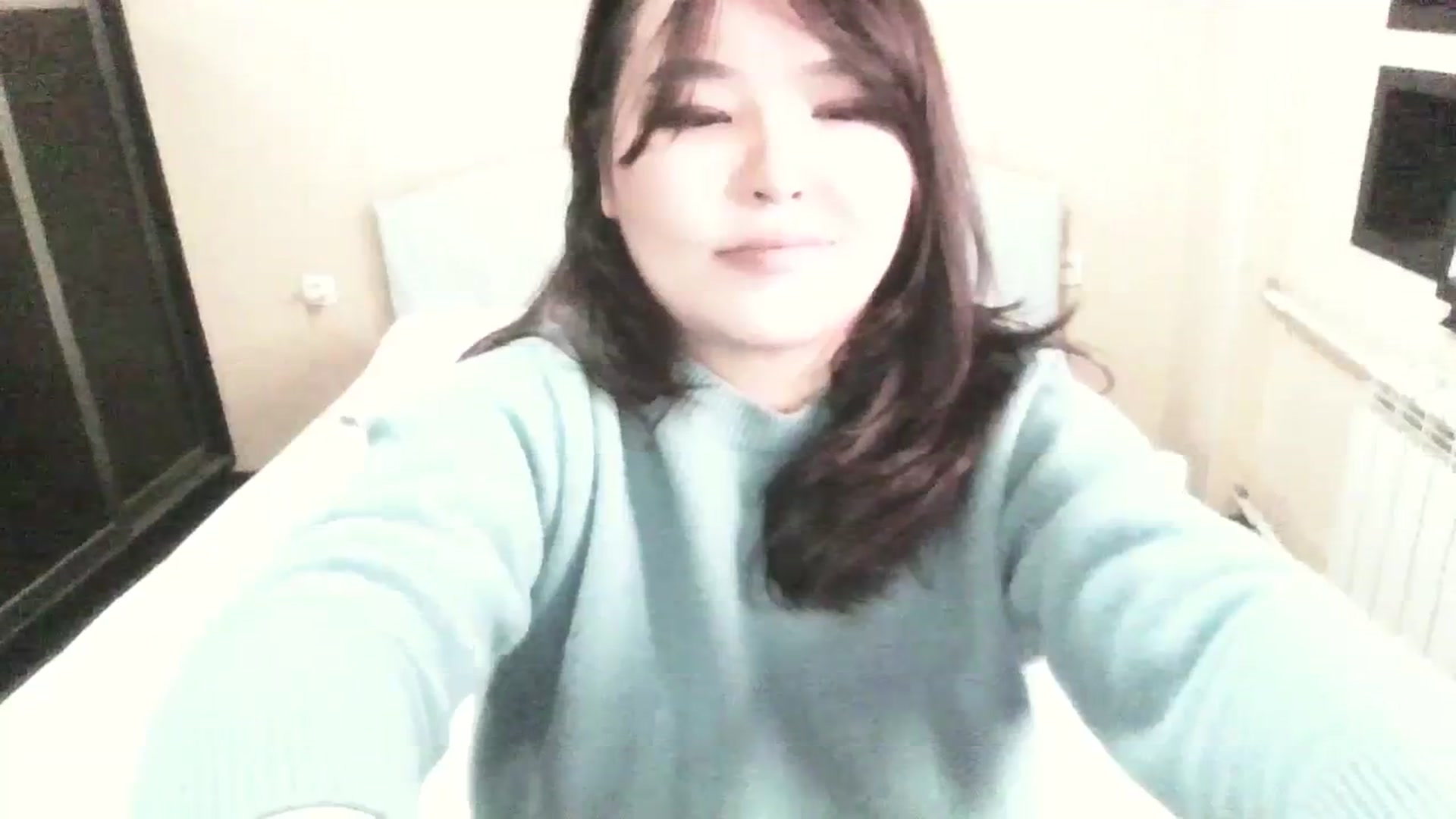 Gallery image thumbnail from AmaiSan's myfreecams stream on, 12/04/2023, 07:54 image 19 of 20