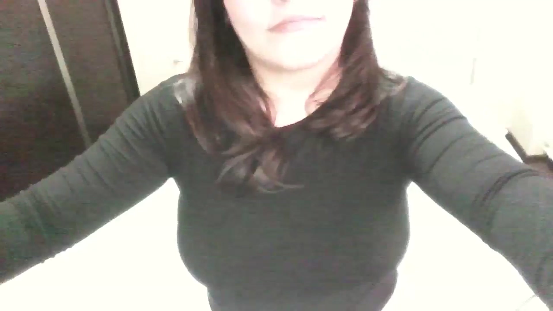 Gallery image thumbnail from AmaiSan's myfreecams stream on, 12/09/2023, 07:44 image 13 of 20