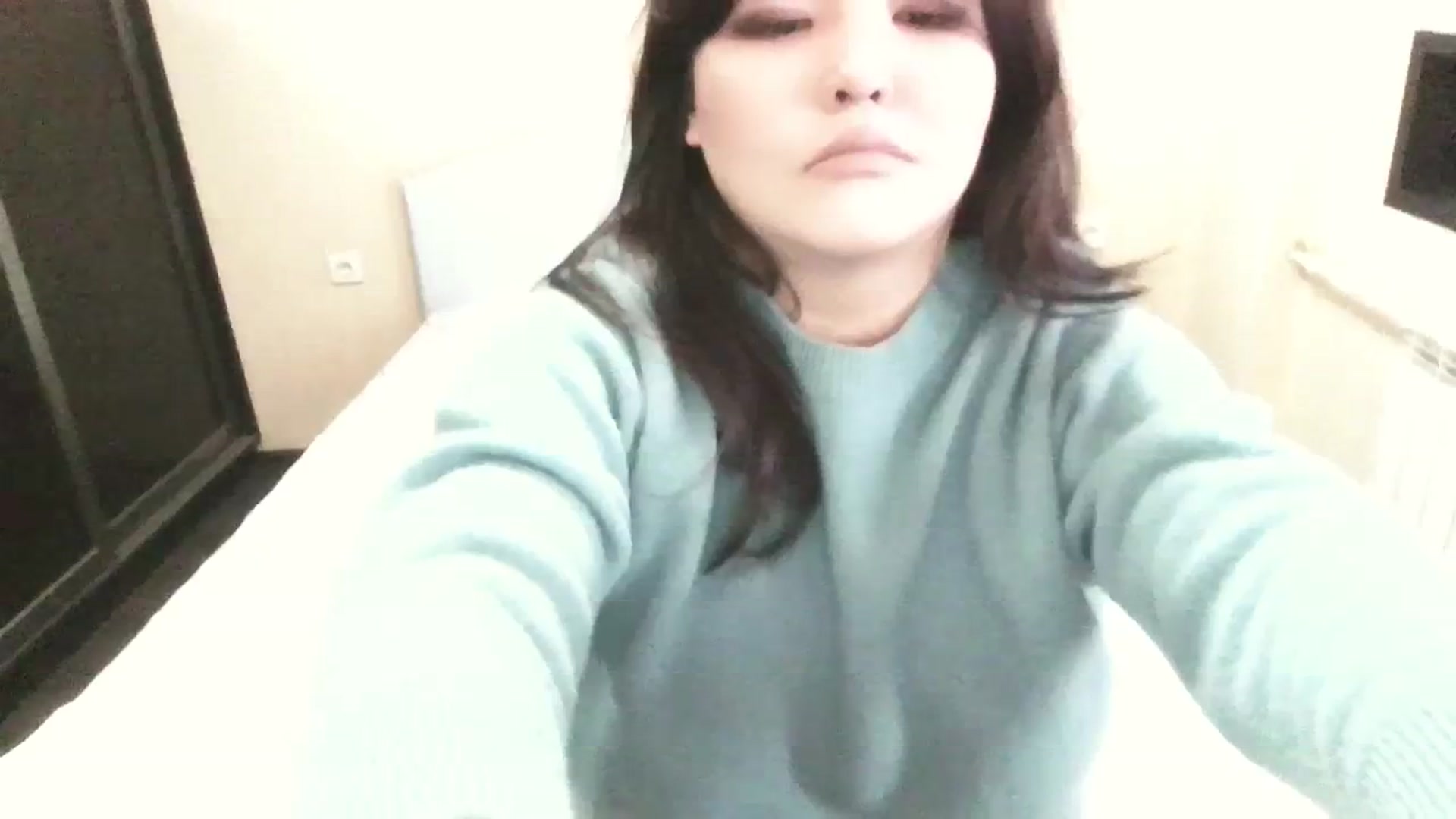 Gallery image thumbnail from AmaiSan's myfreecams stream on, 12/14/2023, 07:15 image 19 of 20