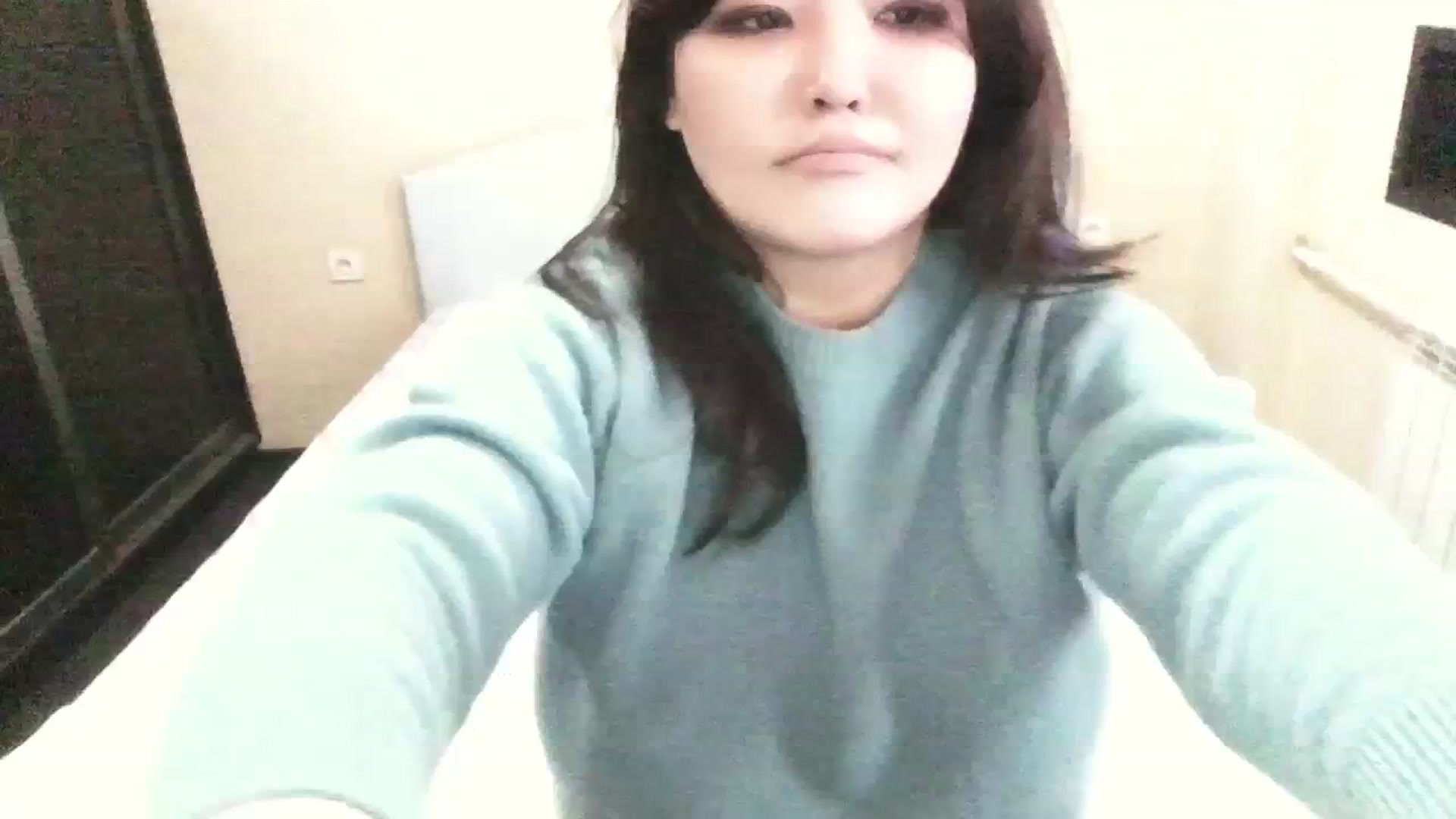 Gallery image thumbnail from AmaiSan's myfreecams stream on, 12/14/2023, 07:15 image 18 of 20