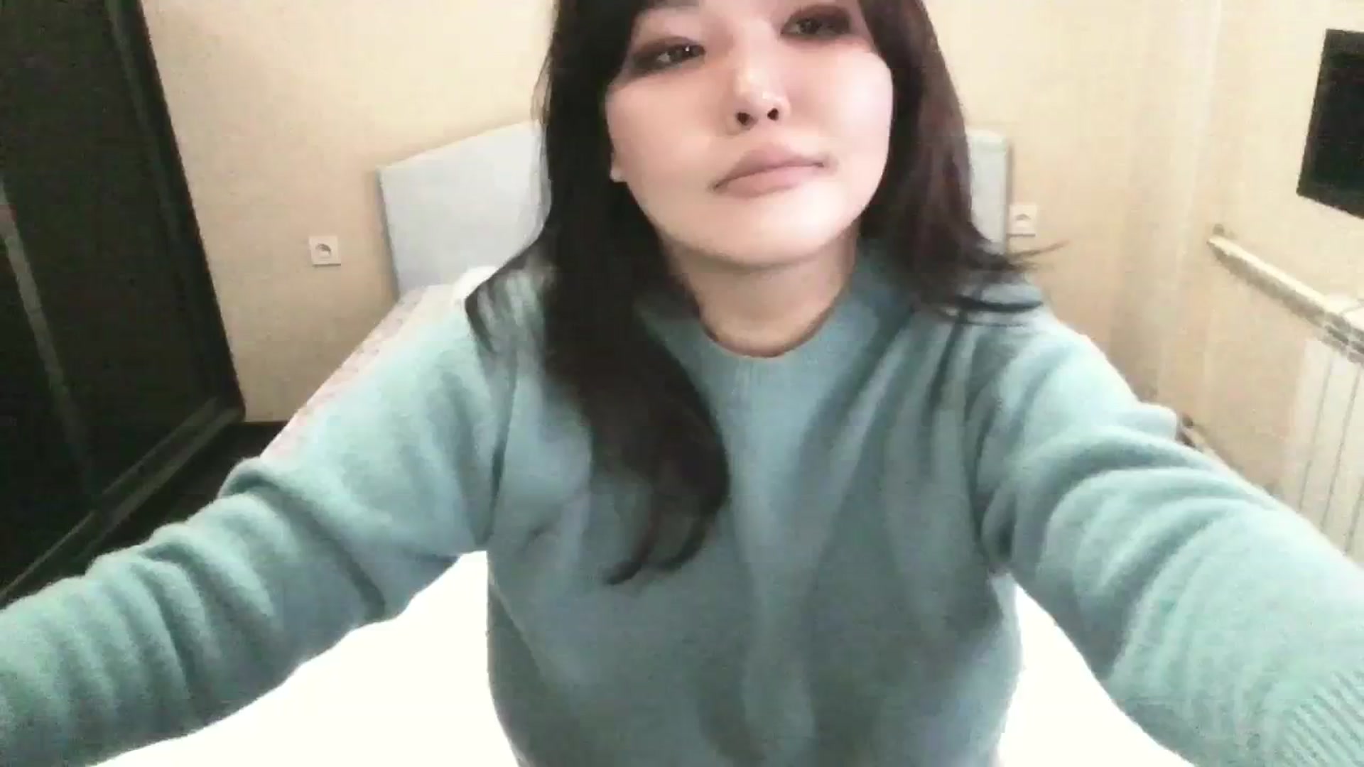 Gallery image thumbnail from AmaiSan's myfreecams stream on, 12/14/2023, 07:15 image 20 of 20