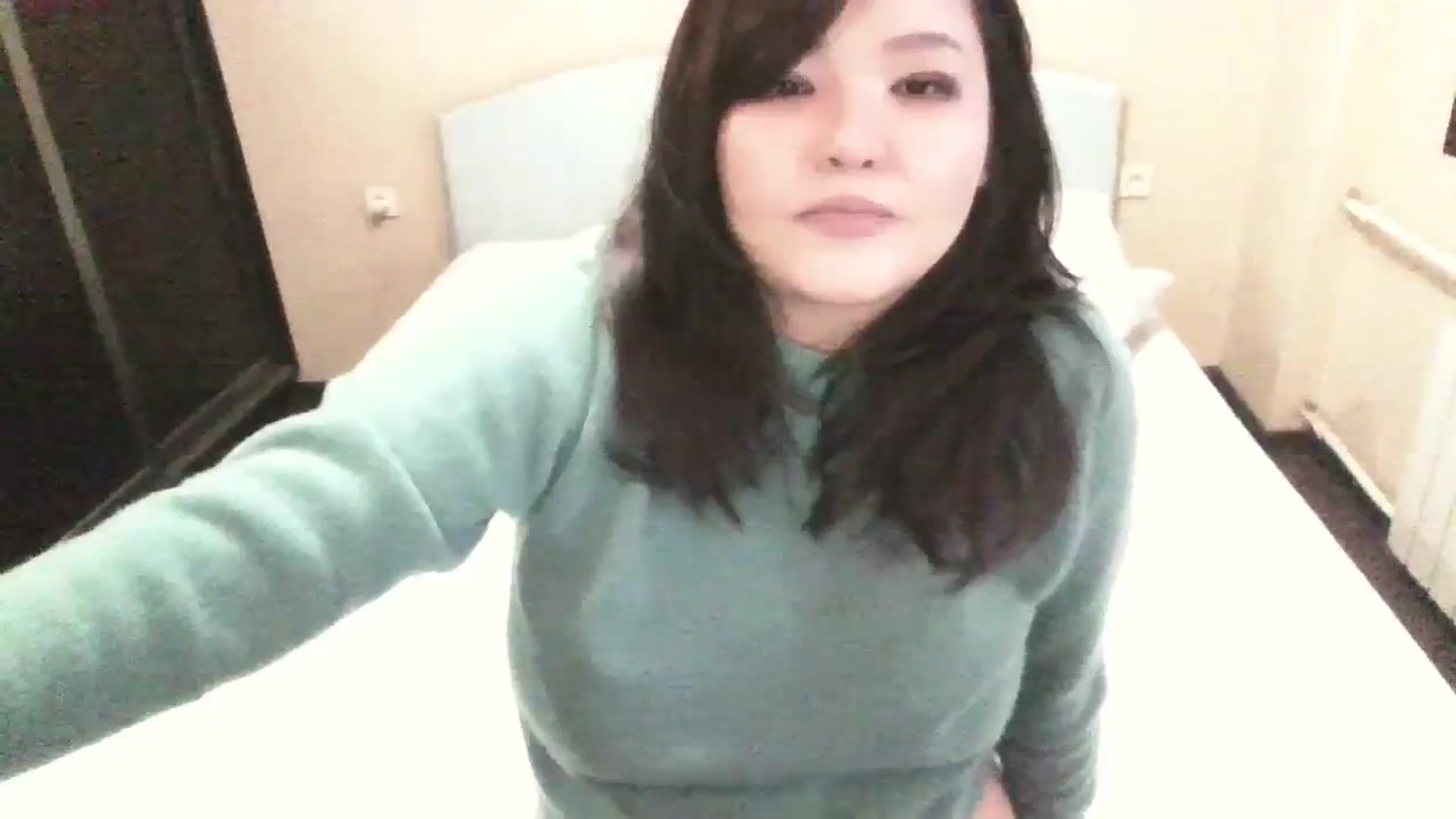 Gallery image thumbnail from AmaiSan's myfreecams stream on, 12/25/2023, 08:35 image 16 of 20