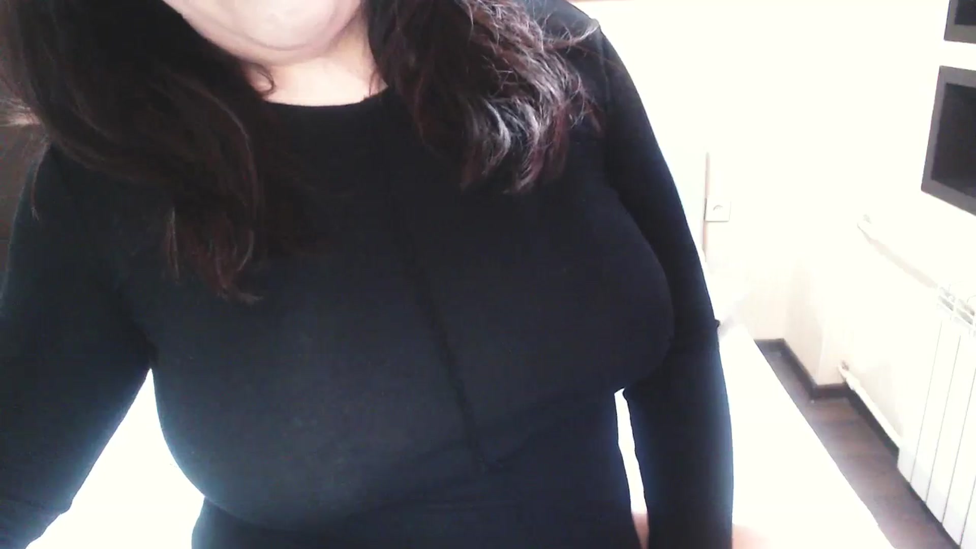 Gallery image thumbnail from AmaiSan's myfreecams stream on, 12/25/2023, 11:09 image 17 of 20