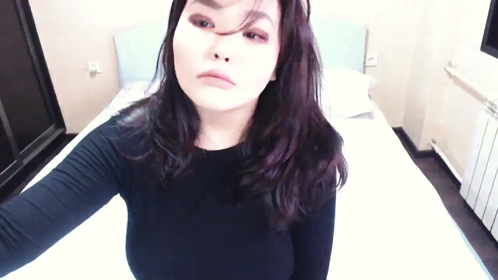 Gallery image thumbnail from AmaiSan's myfreecams stream on, 01/10/2024, 07:58 image 13 of 20