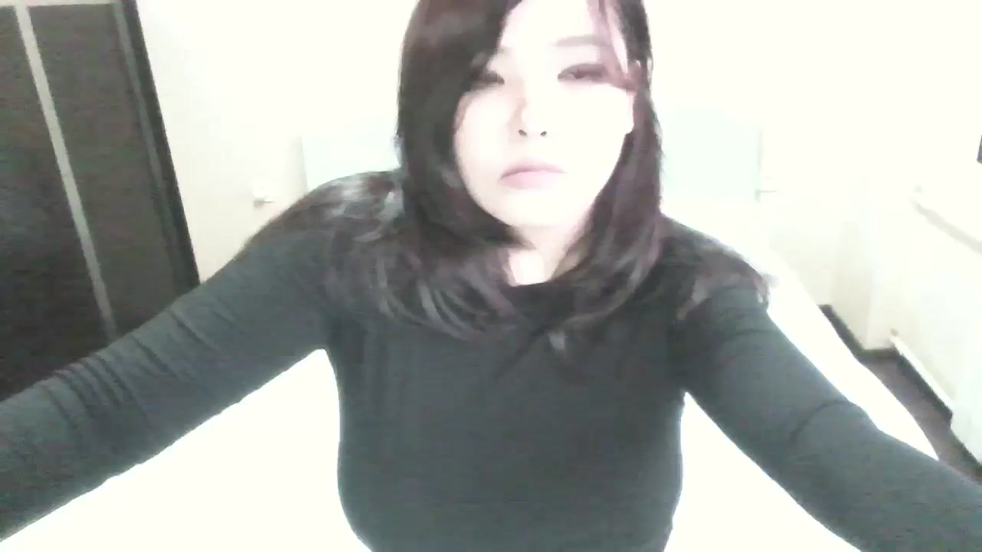 Gallery image thumbnail from AmaiSan's myfreecams stream on, 01/10/2024, 07:58 image 7 of 20