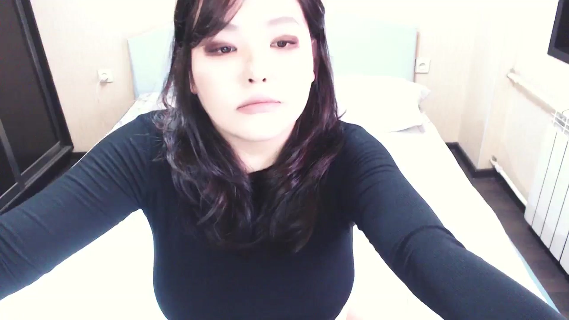 Gallery image thumbnail from AmaiSan's myfreecams stream on, 01/10/2024, 07:58 image 15 of 20