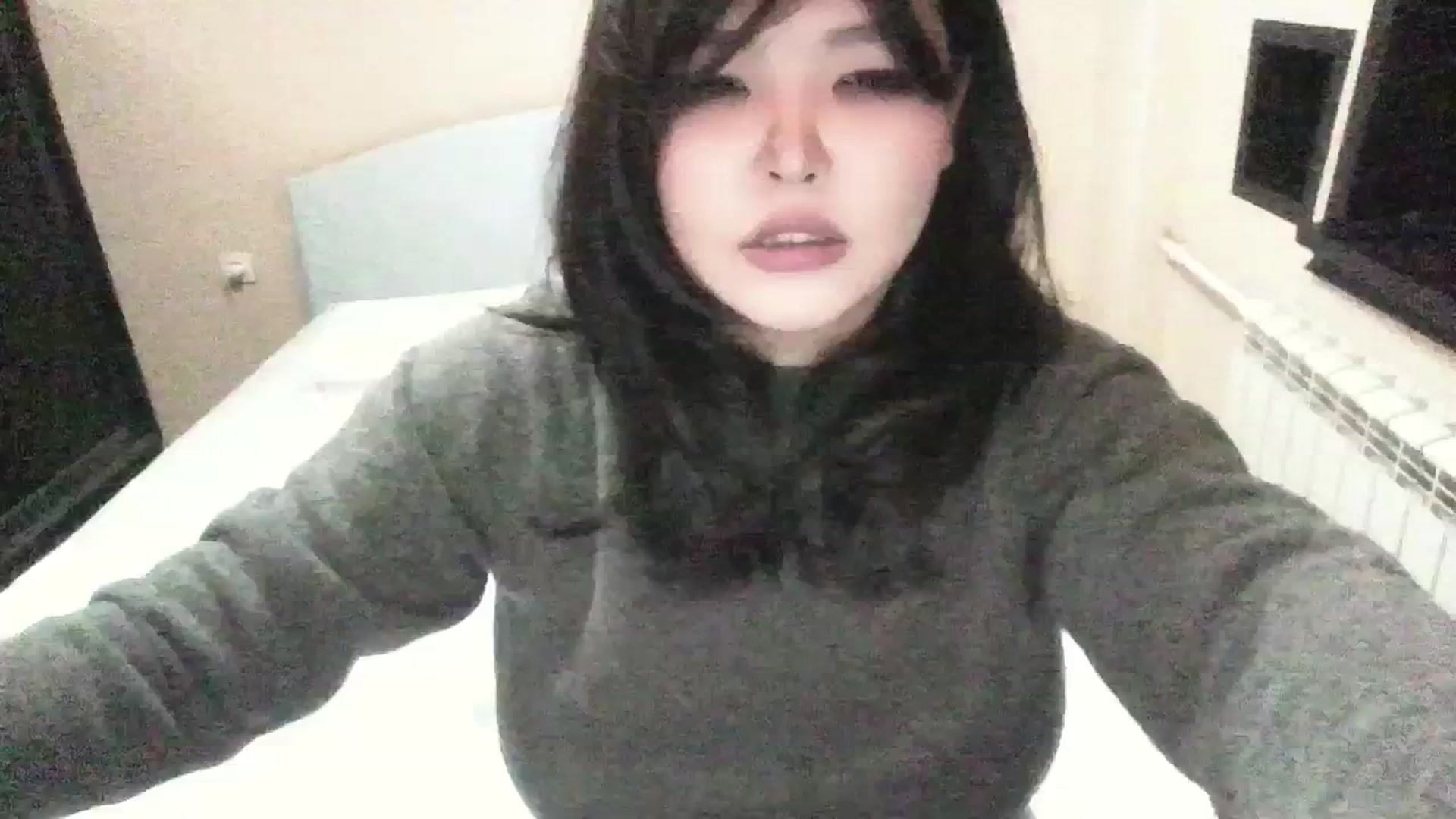Gallery image thumbnail from AmaiSan's myfreecams stream on, 01/17/2024, 14:02 image 1 of 20