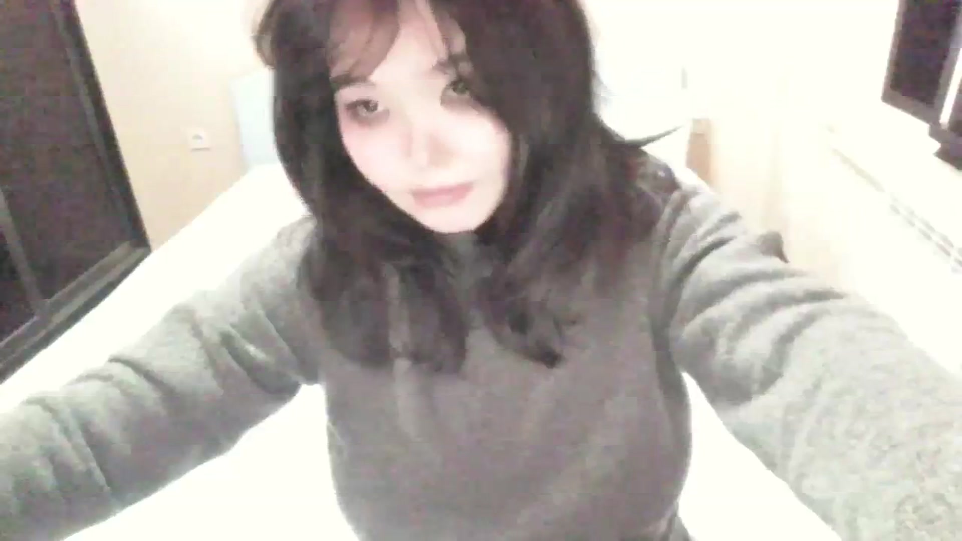Gallery image thumbnail from AmaiSan's myfreecams stream on, 01/17/2024, 16:19 image 12 of 20