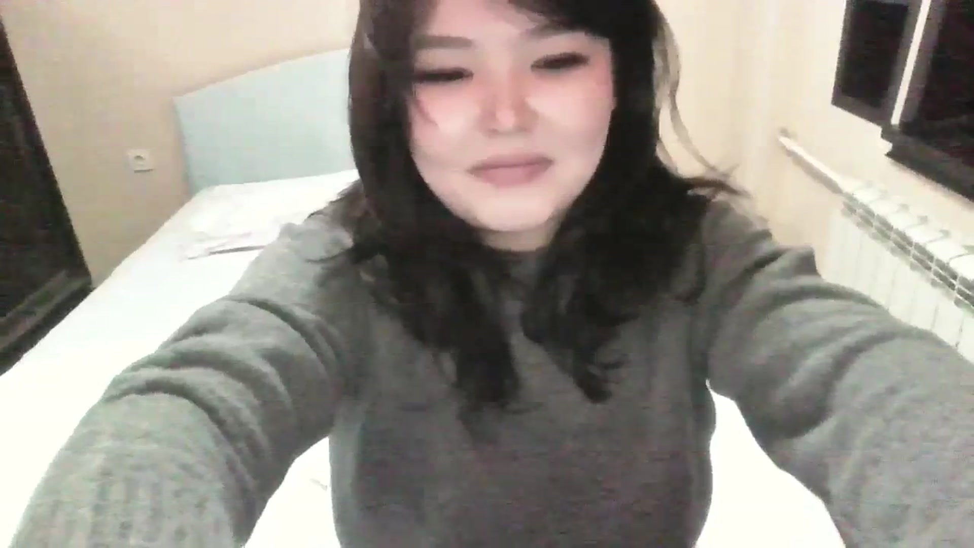 Gallery image thumbnail from AmaiSan's myfreecams stream on, 01/17/2024, 16:19 image 2 of 20