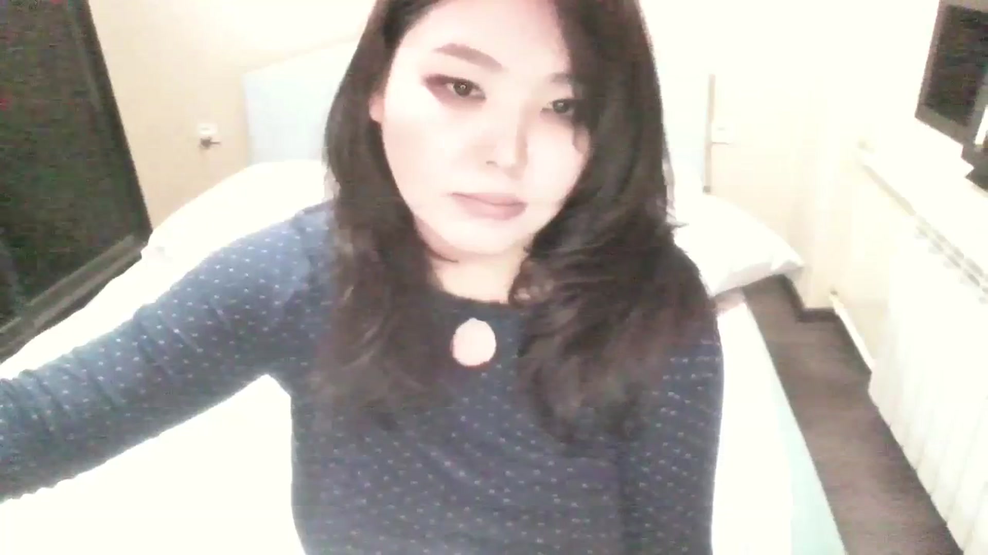 Gallery image thumbnail from AmaiSan's myfreecams stream on, 01/20/2024, 23:03 image 19 of 20
